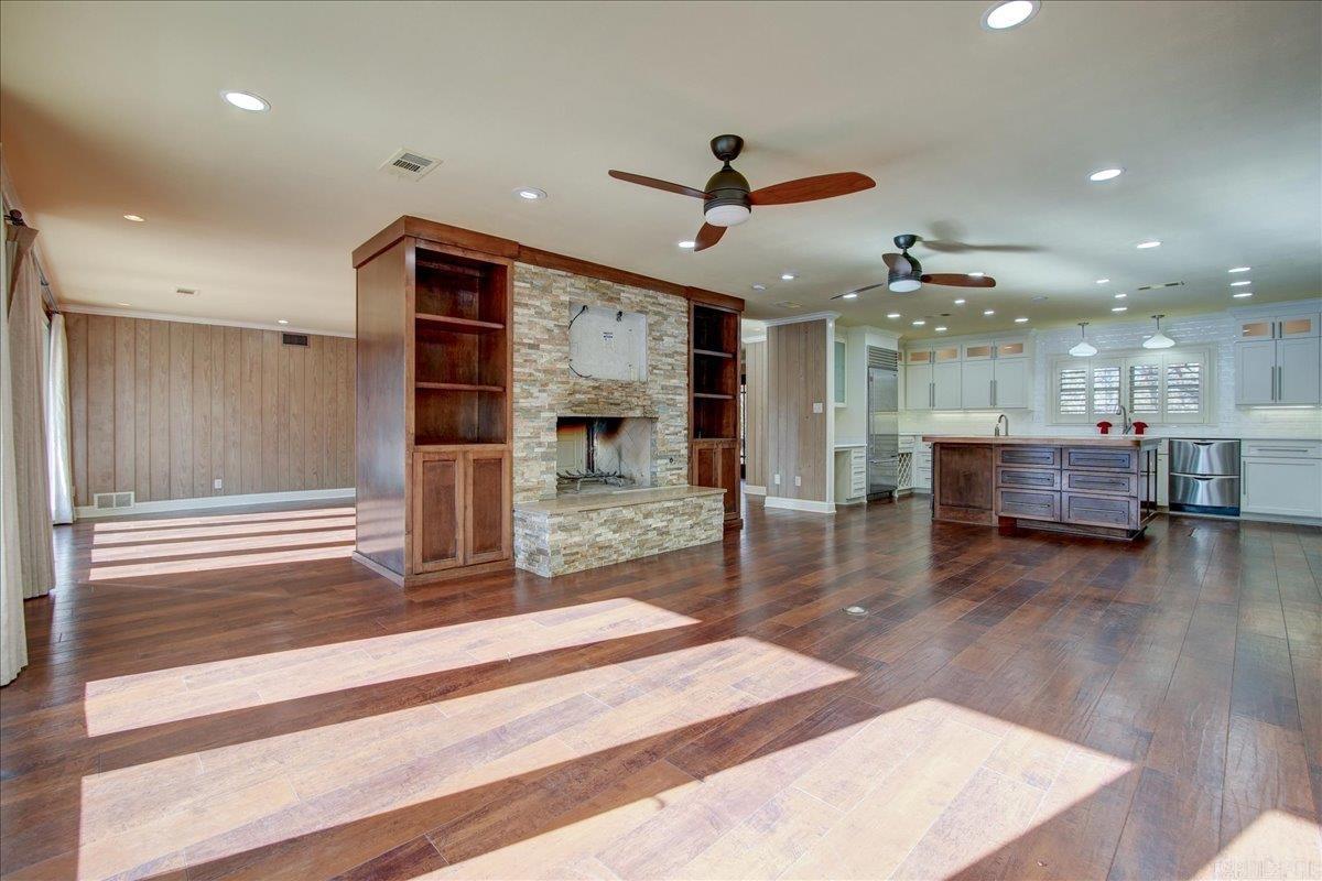 MEADOW-WOOD - Residential