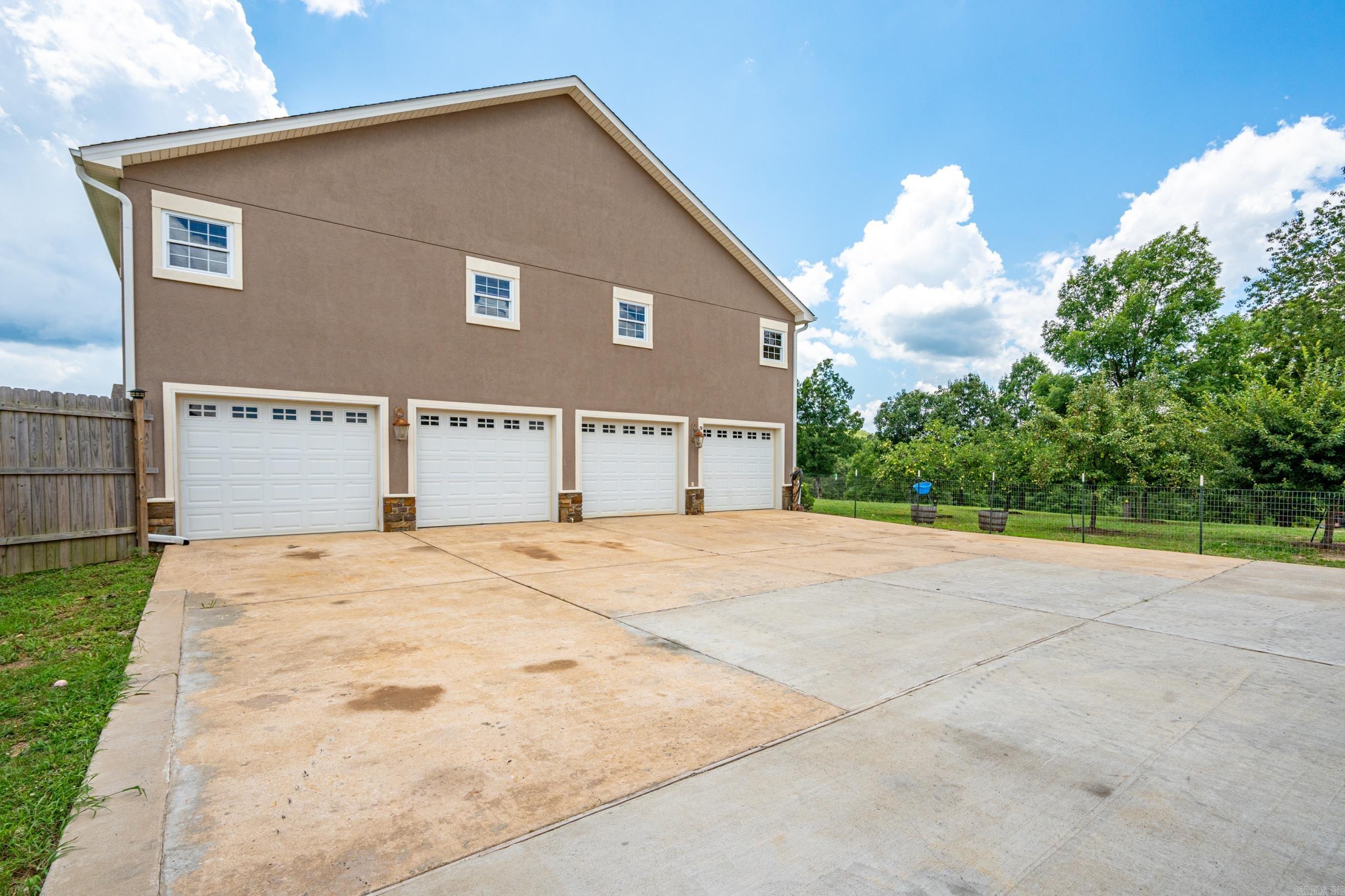 North Lake Estates - Residential