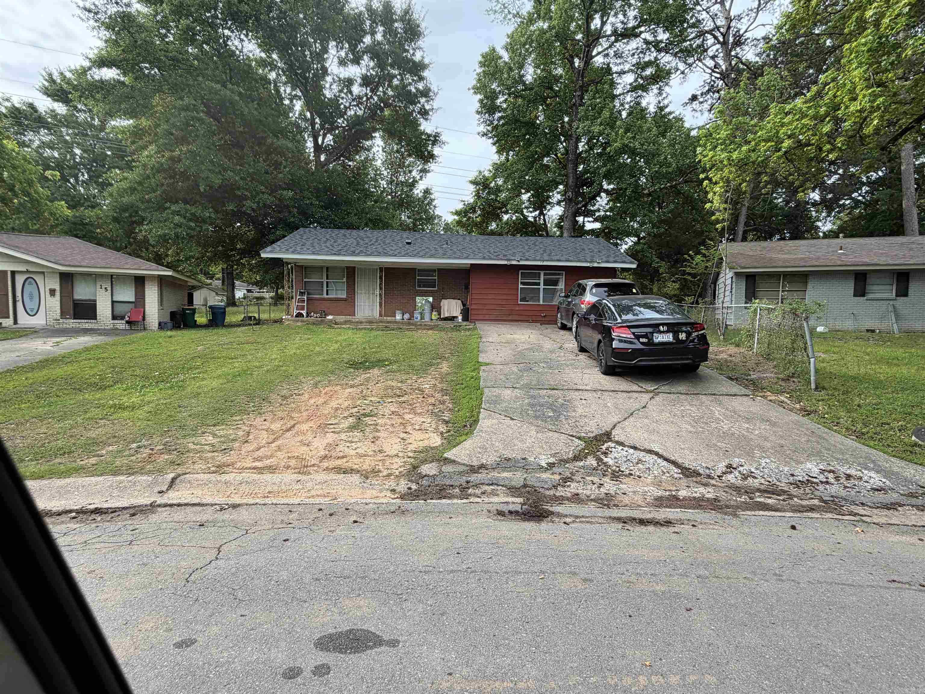WAKEFIELD VILLAGE - Residential