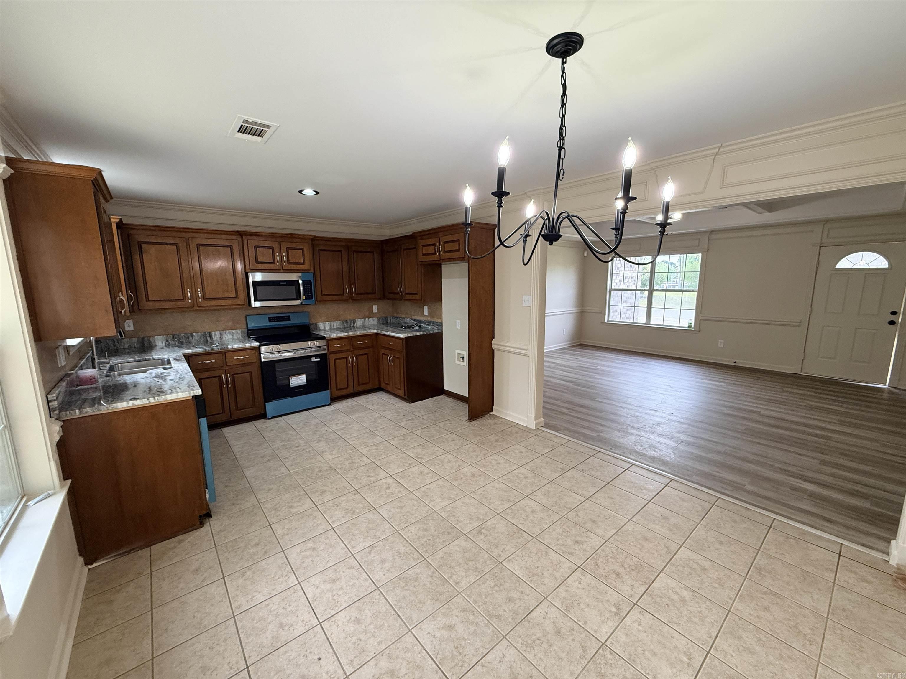 FOWLER RIDGE - Residential