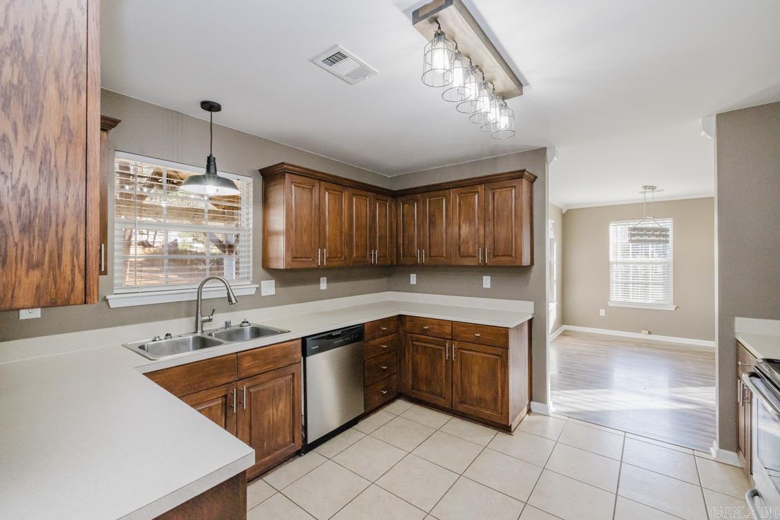 SHARON OAKS - Residential