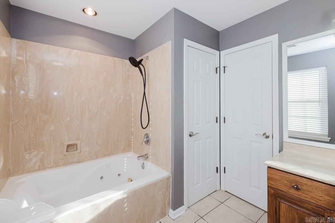 SHARON OAKS - Residential