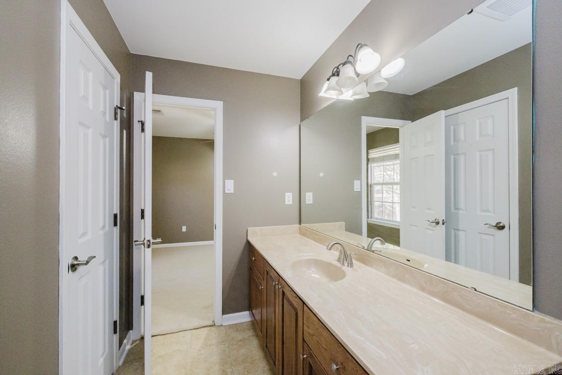 SHARON OAKS - Residential