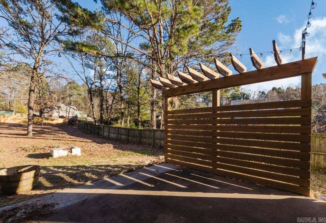 SHARON OAKS - Residential