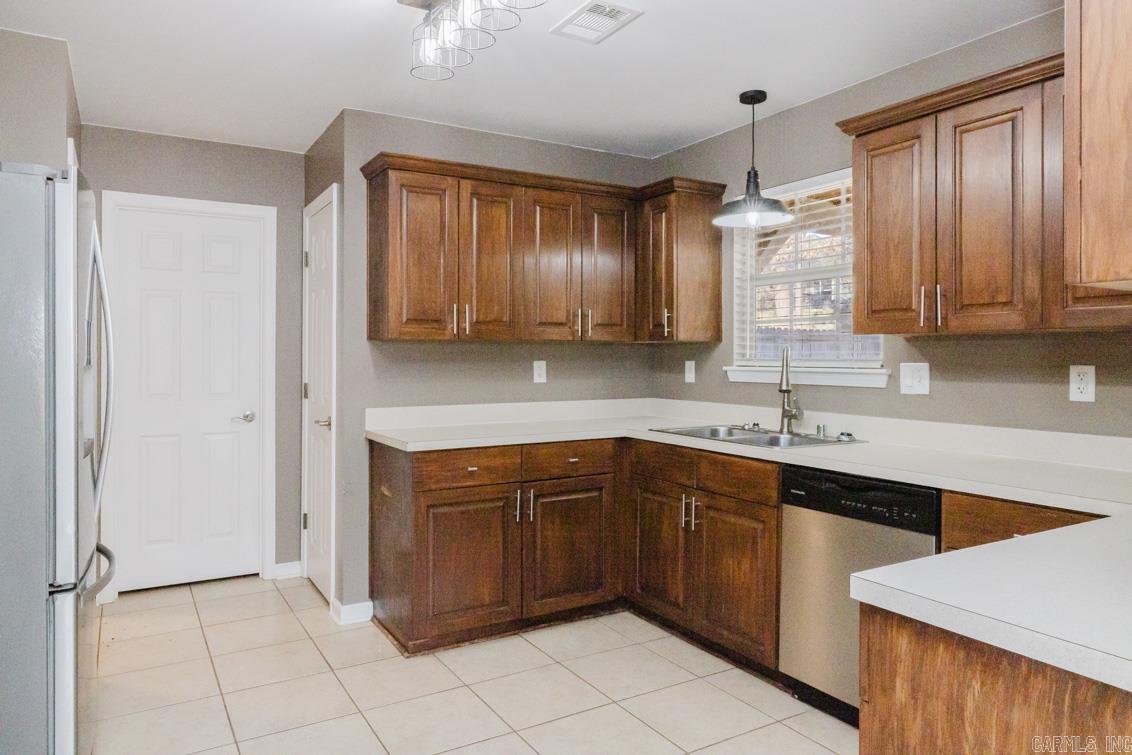 SHARON OAKS - Residential