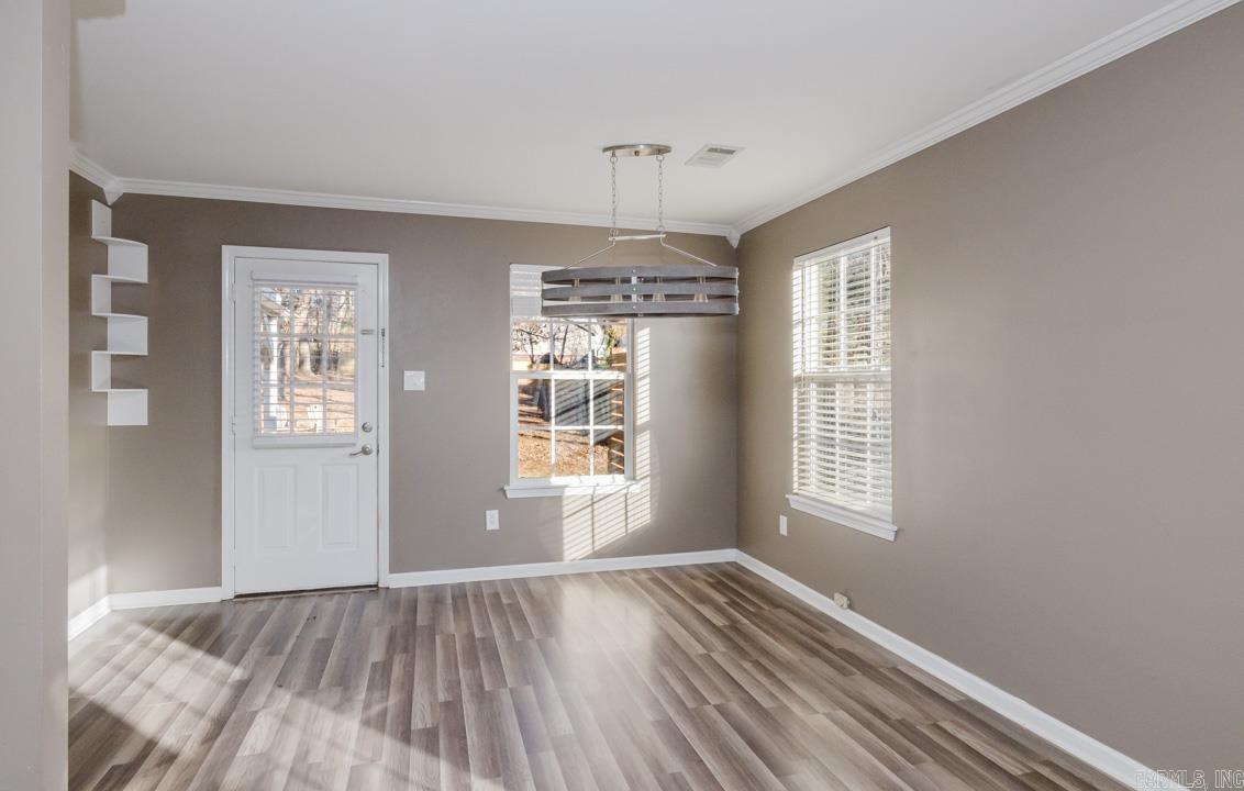 SHARON OAKS - Residential