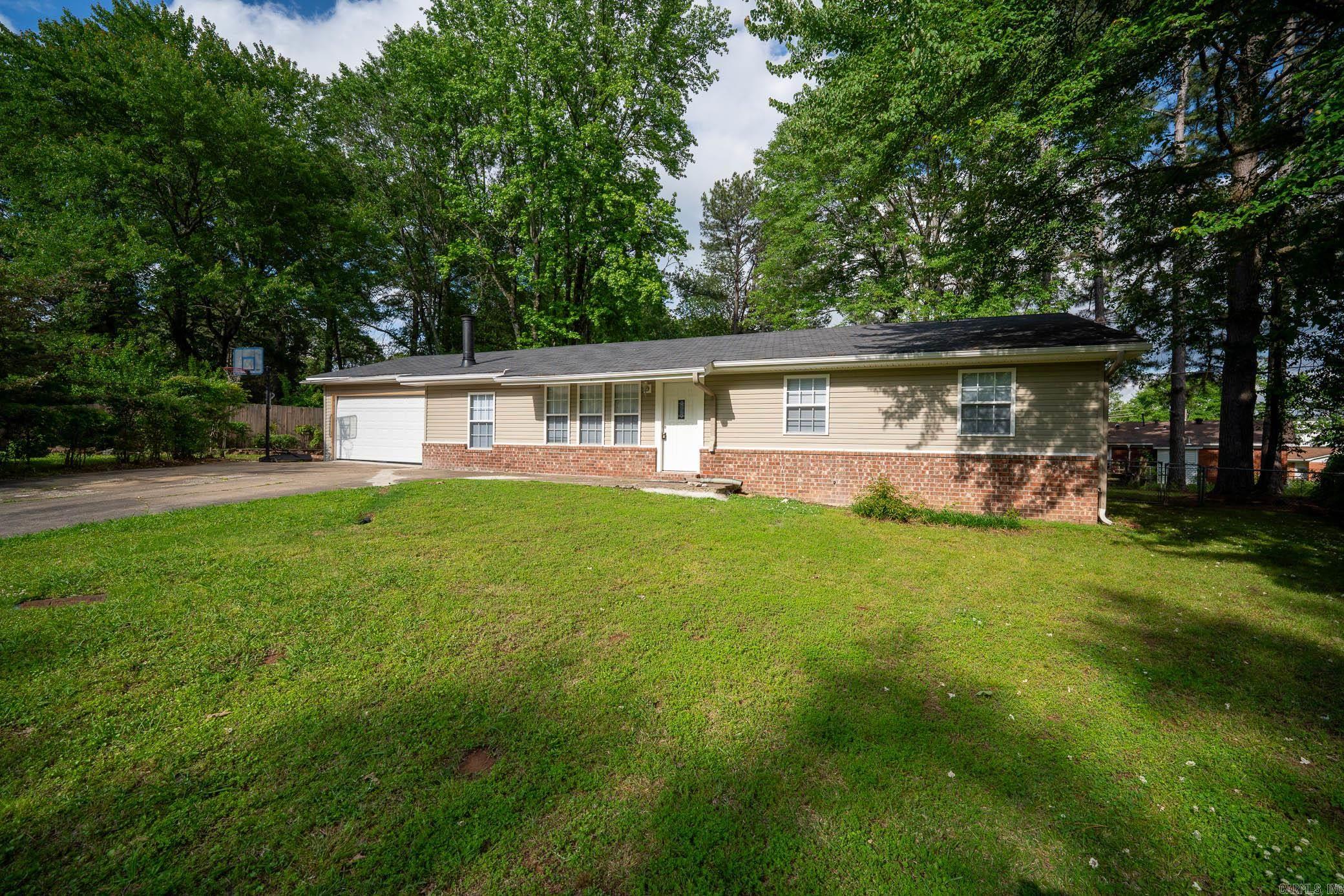 Welcome to 625 Cheryl Lane ā a beautifully updated 4-bedroom, 2.5-bath home located in the heart of Jacksonville. This spacious one-level property offers 1,652 square feet of living space with fresh modern updates throughout, including a brand-new roof (2025), new countertops, fresh paint, updated tile, and luxury vinyl plank flooring. The functional layout features a large family room with a cozy wood-burning stove, an eat-in kitchen, and generously sized bedrooms. Sitting on a level, oversized lot with an attached garage, this home is perfectly situated near schools, shopping, interstate access, and just minutes from the Air Base. Move-in ready ā don't miss your chance to make this one yours!