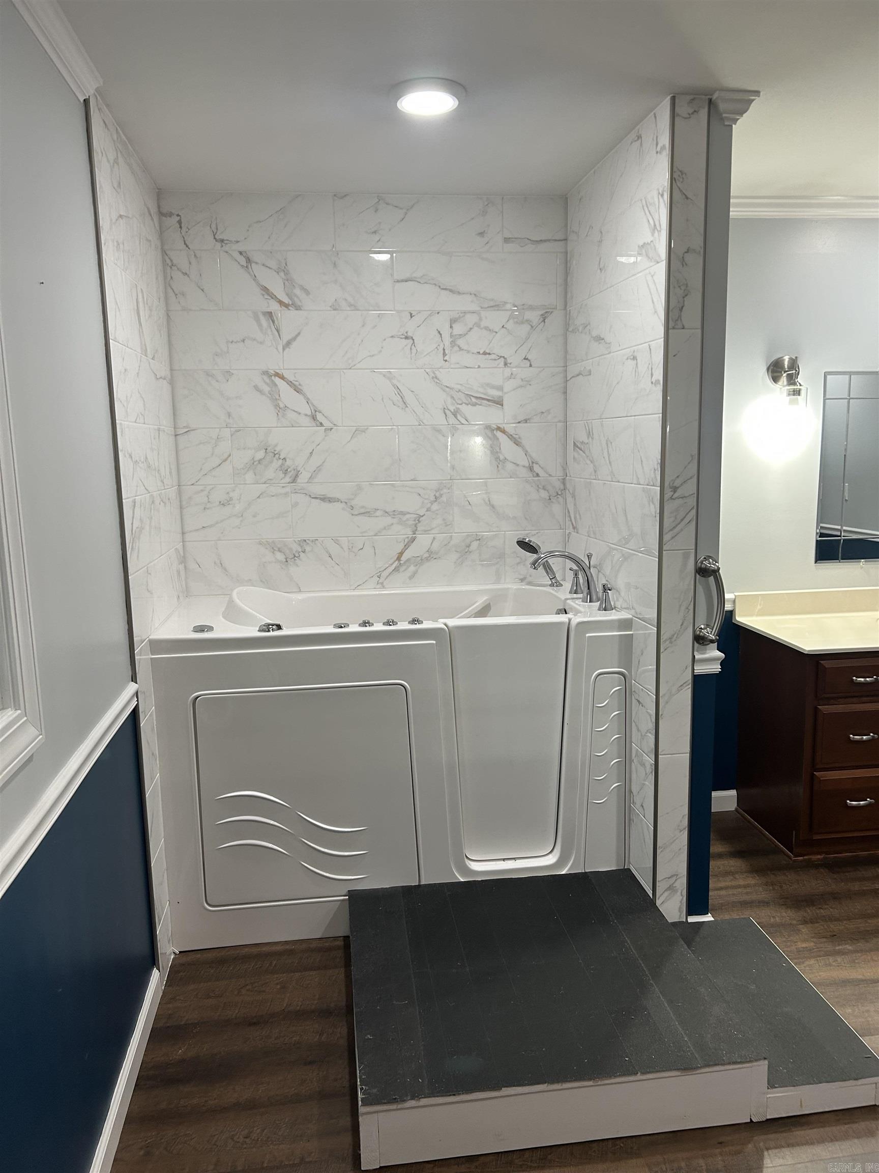 CLOVERDALE - Residential