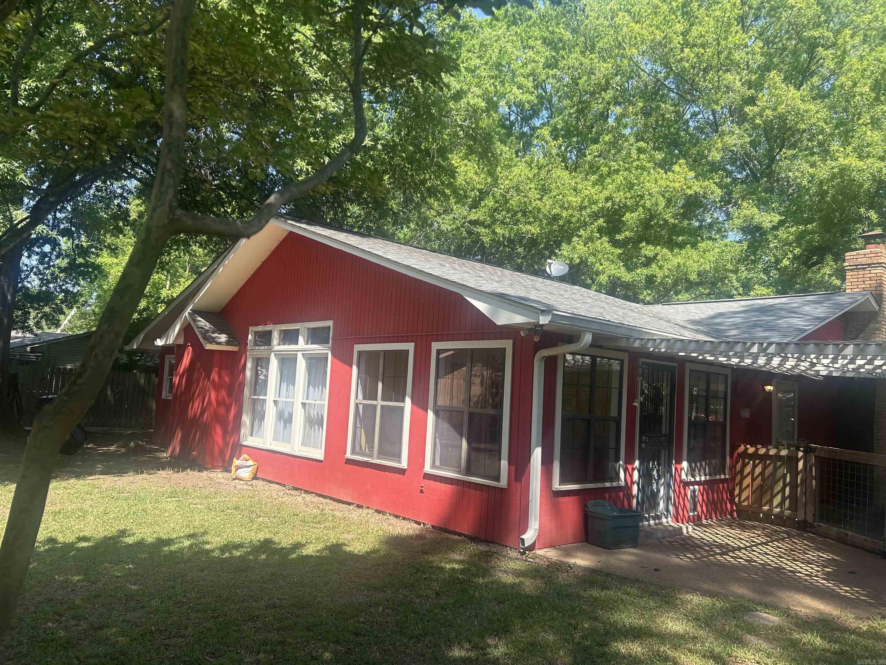 CLOVERDALE - Residential