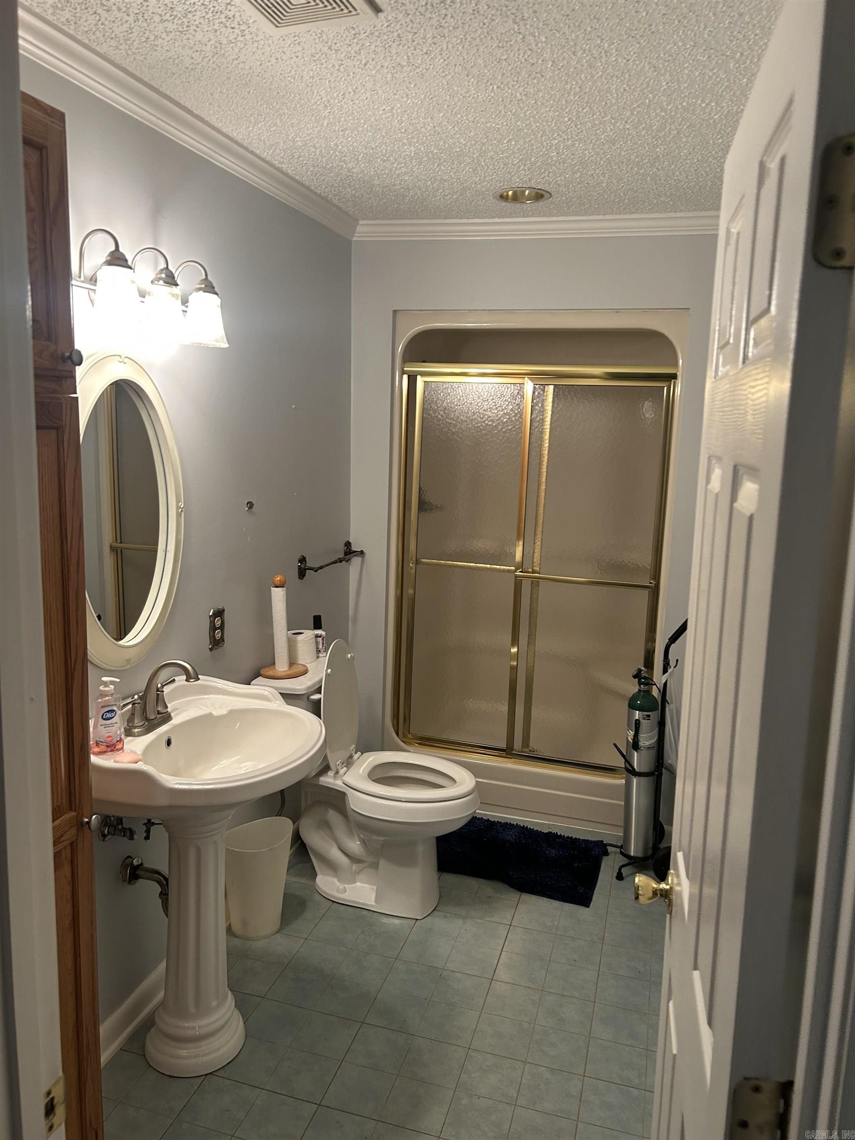 CLOVERDALE - Residential