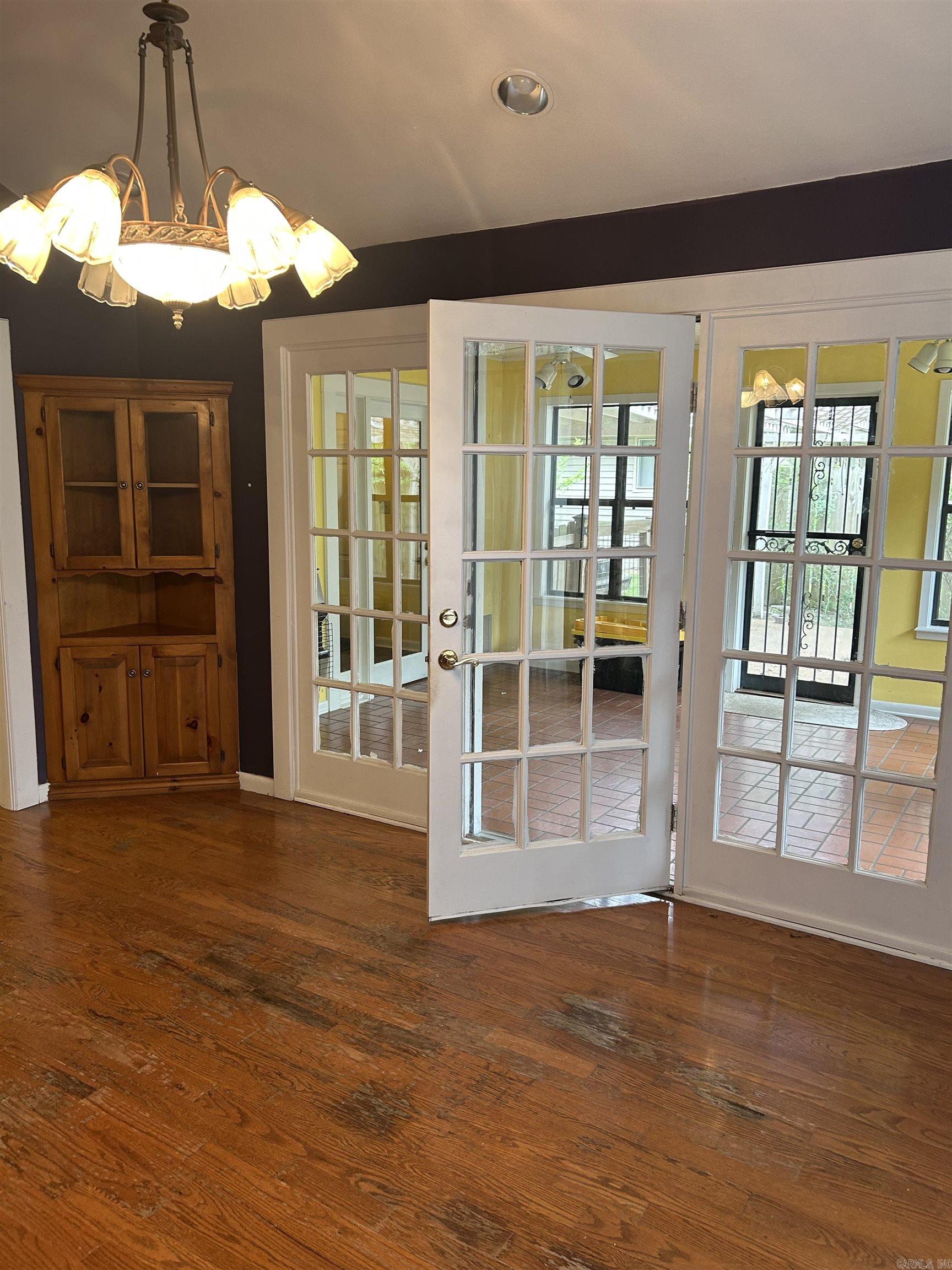 CLOVERDALE - Residential