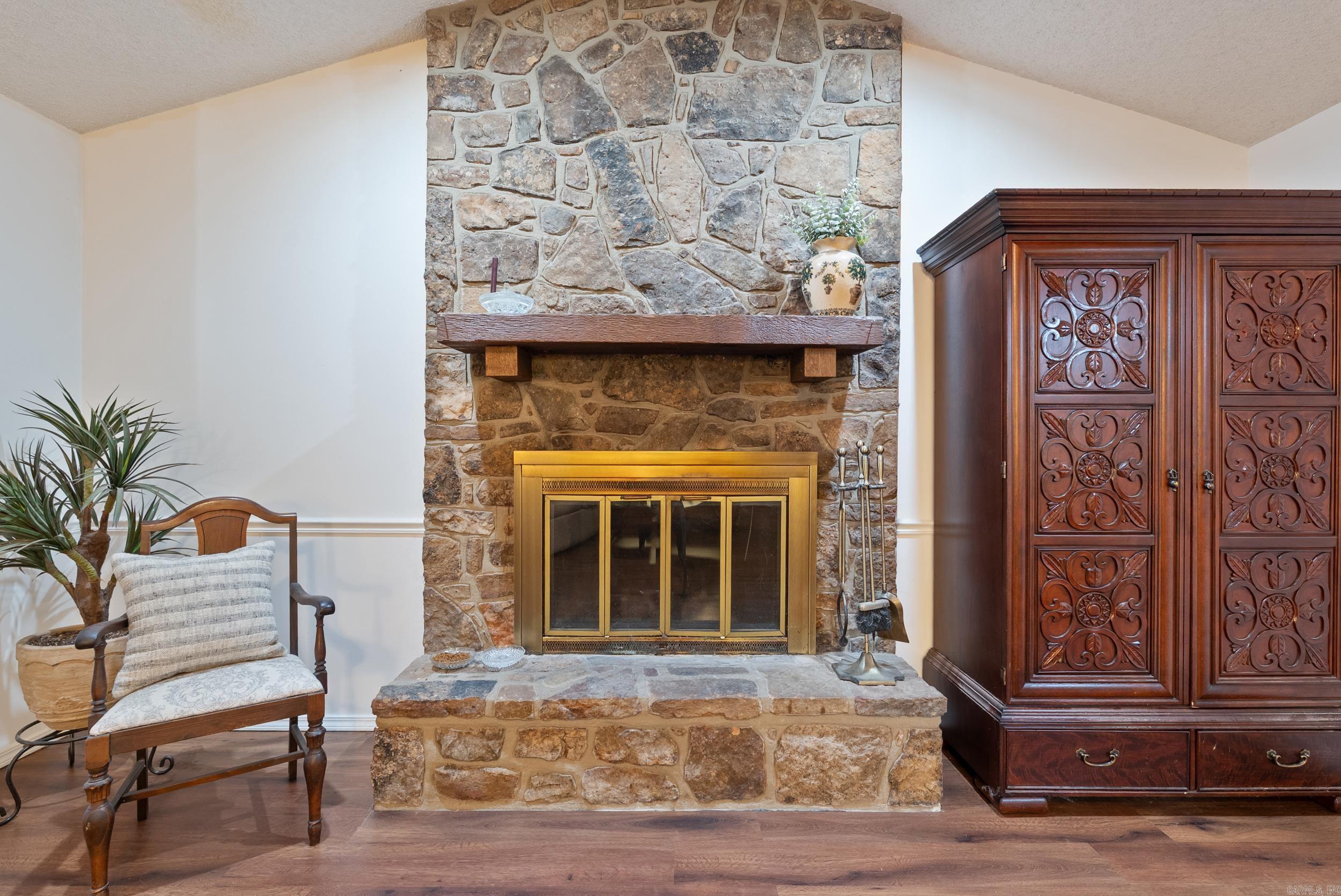 BAINBRIDGE - Residential