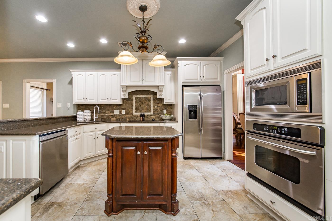 STONE RIDGE AT CYPRESS CREEK - Residential