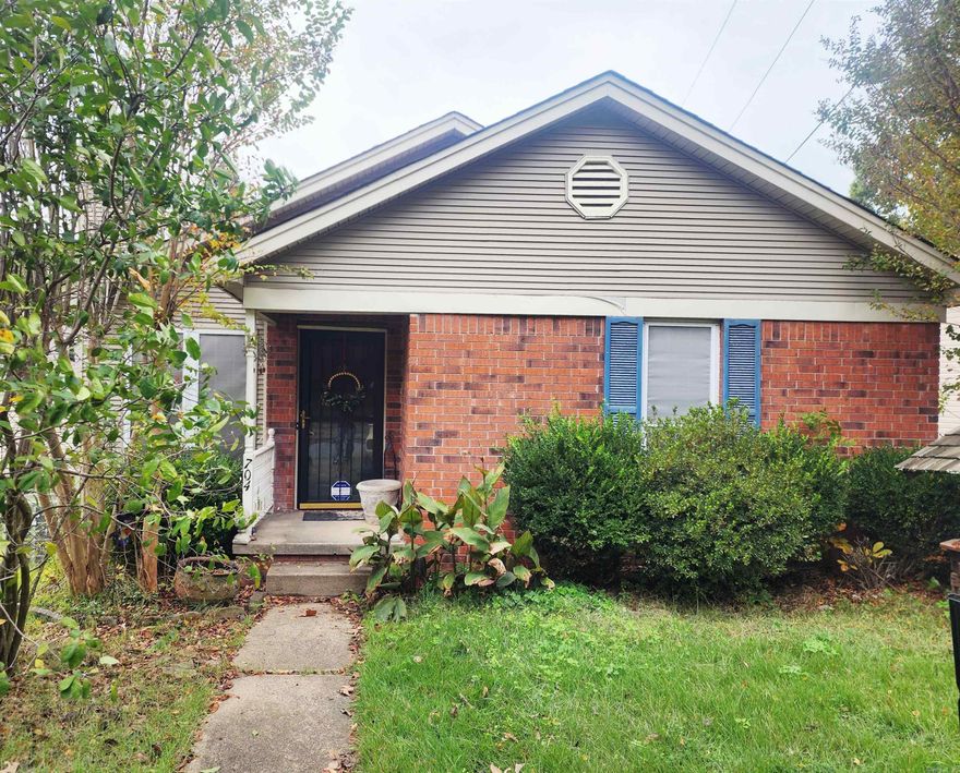 Cute bungalow conveniently located in West Little Rock in the Aspen Hills II Subdivision right off Bowman and Mara Lynn.  This adorable home has a private rear entry drive with two car garage for privacy, deck off the kitchen and beautiful skylights in the vaulted ceilings.  Grab it quick, it will not last!  CASH, CONVENTIONAL and FHA203(k) available. Sold, "AS IS", SO COME MAKE IT YOUR OWN.