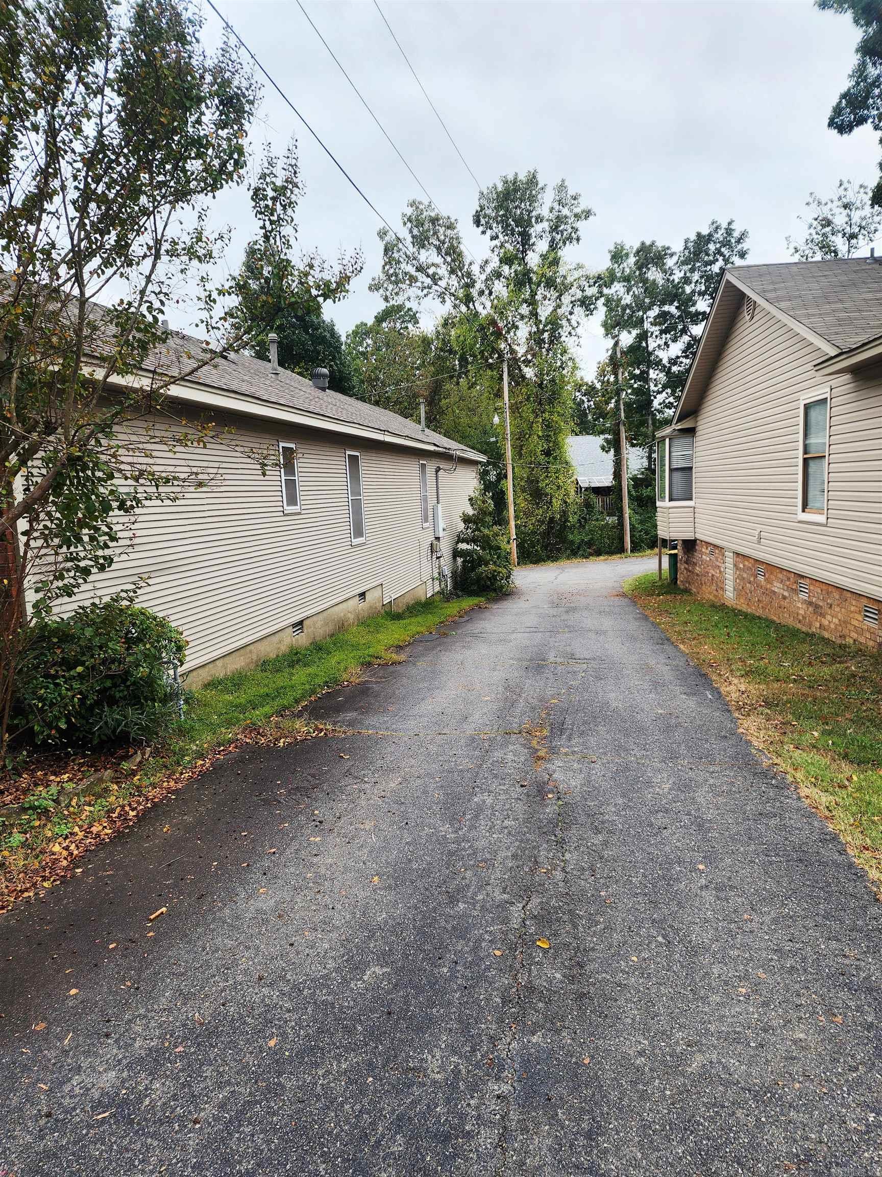 WOODLAND HILLS  # 2 - Residential