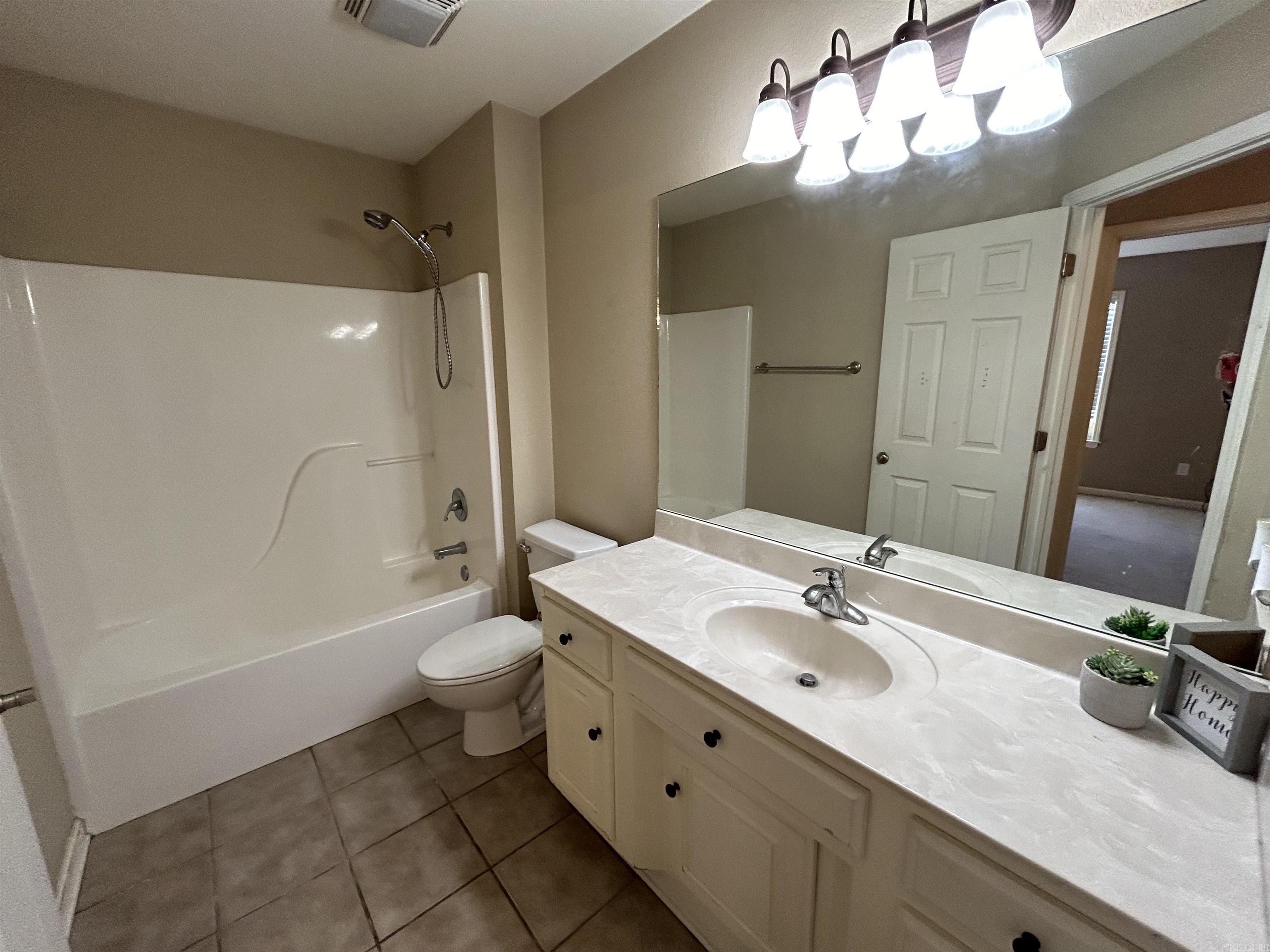 Silver Streak - Residential