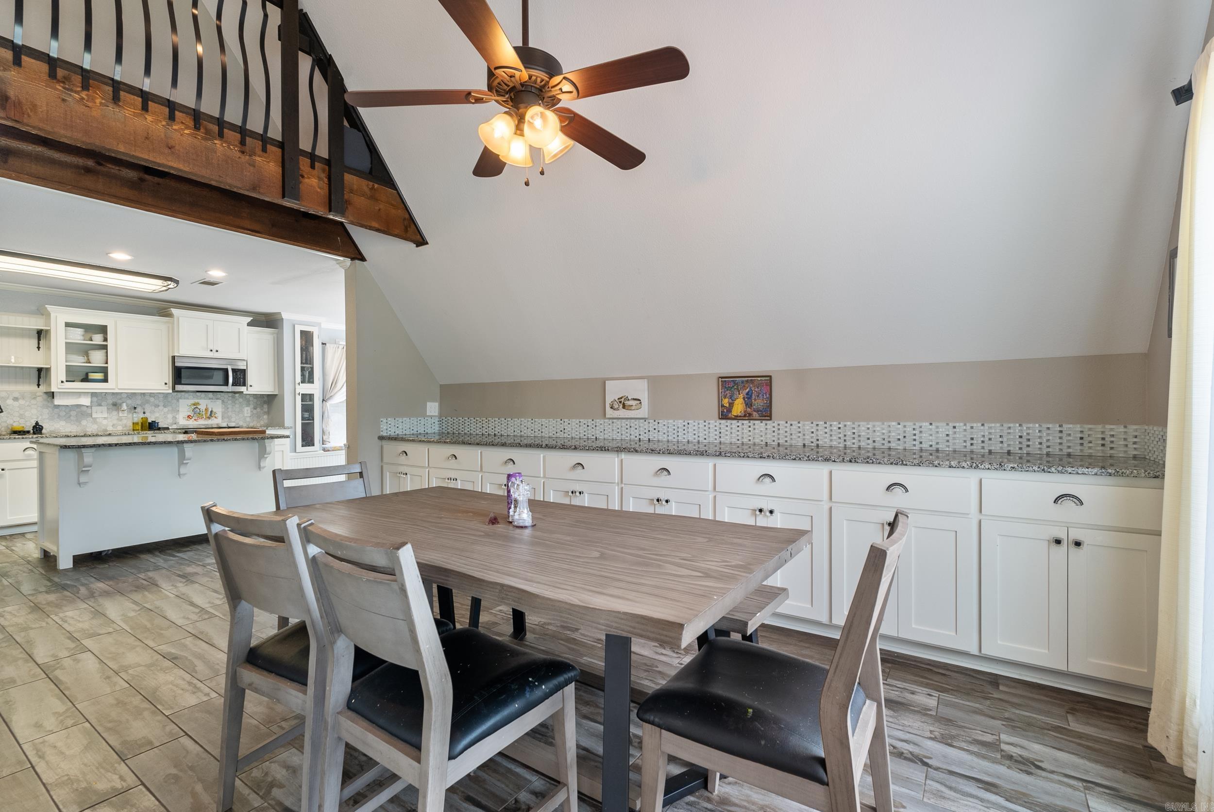 HONOR'S PLACE - Residential