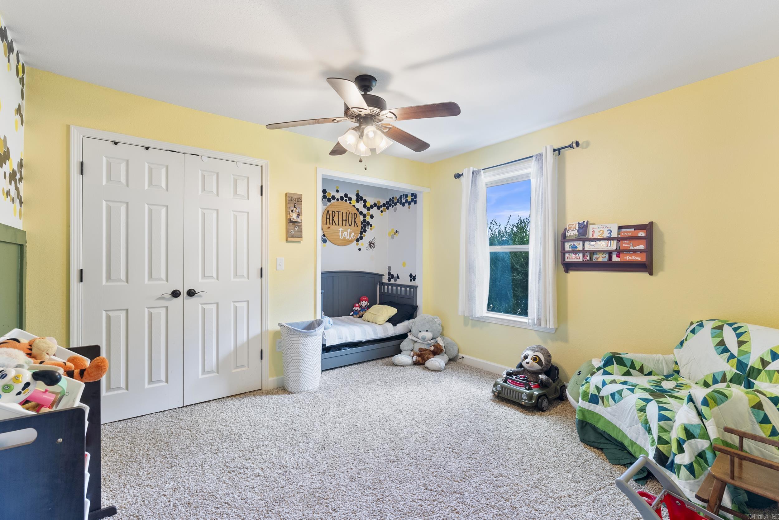 HONOR'S PLACE - Residential