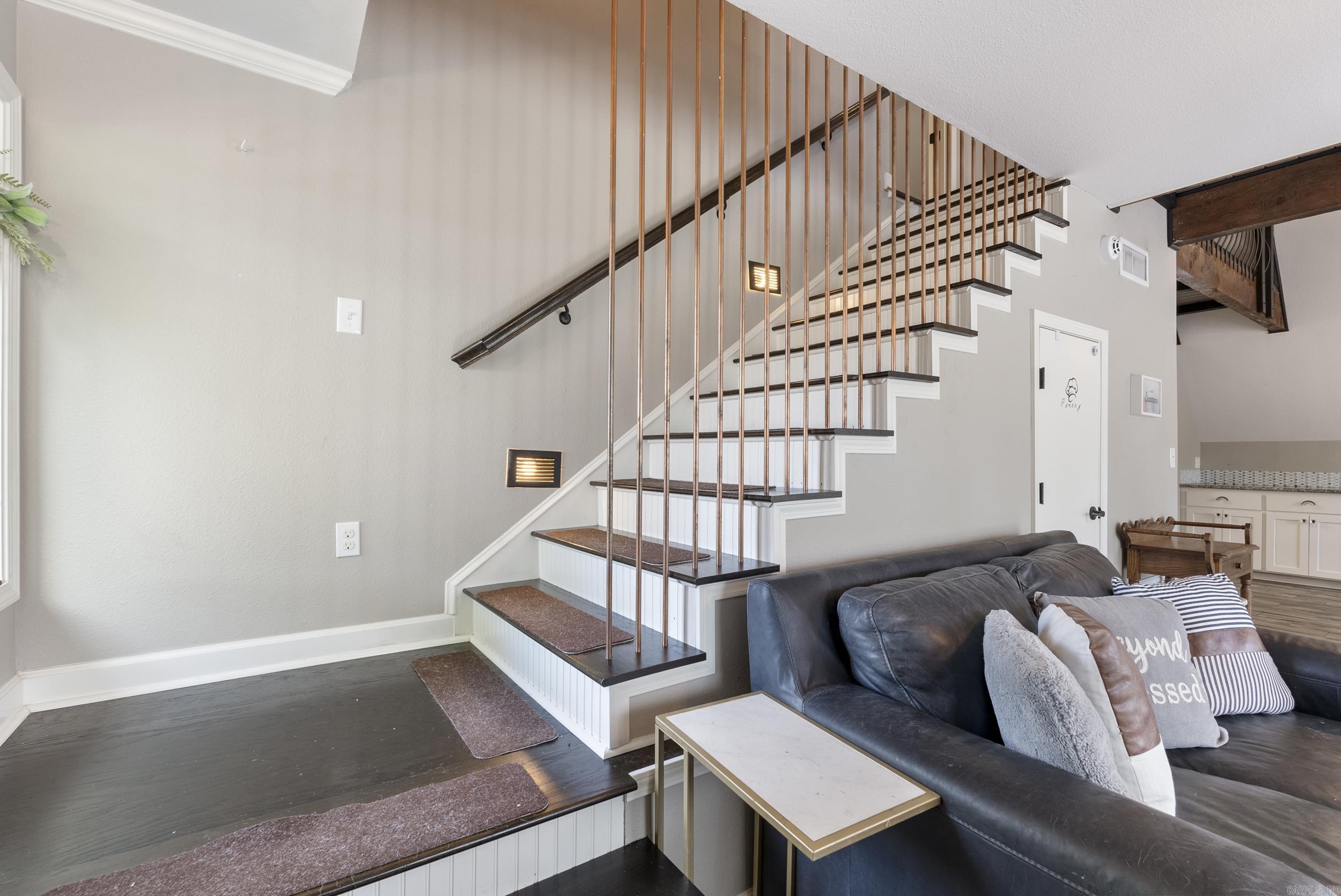 HONOR'S PLACE - Residential