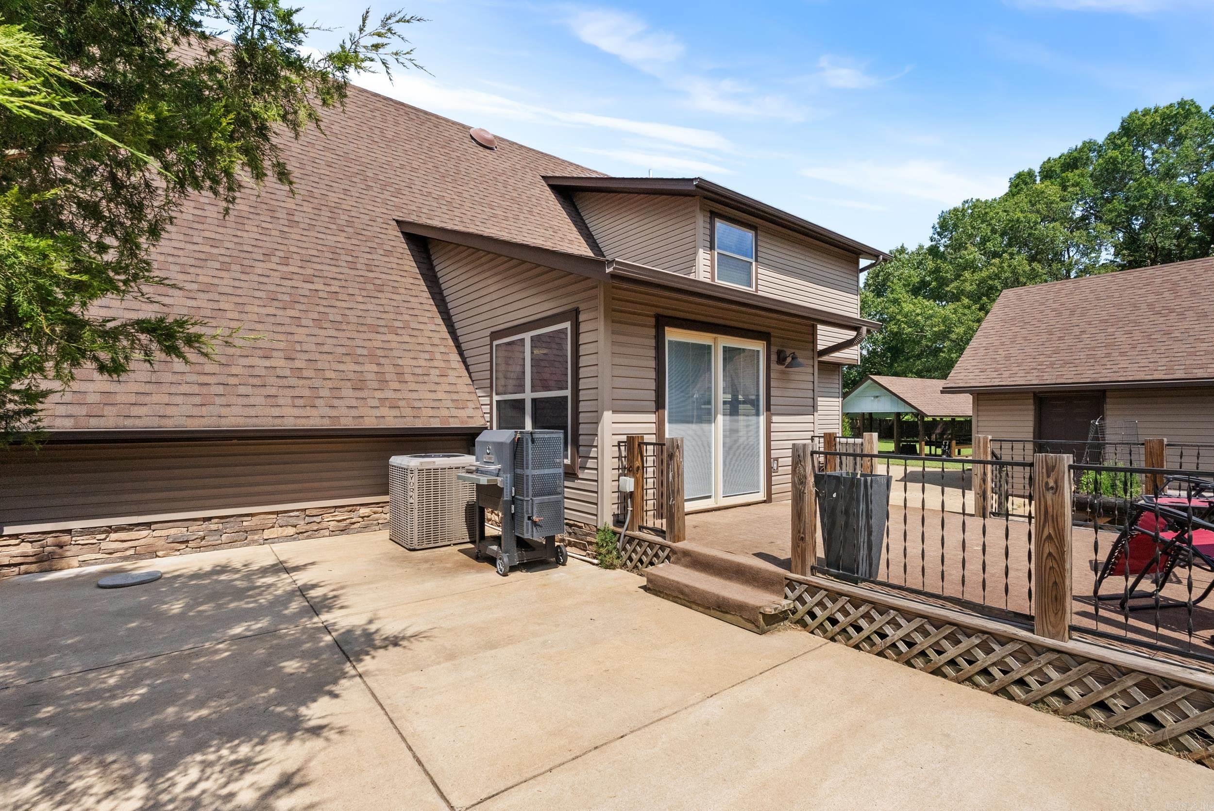 HONOR'S PLACE - Residential