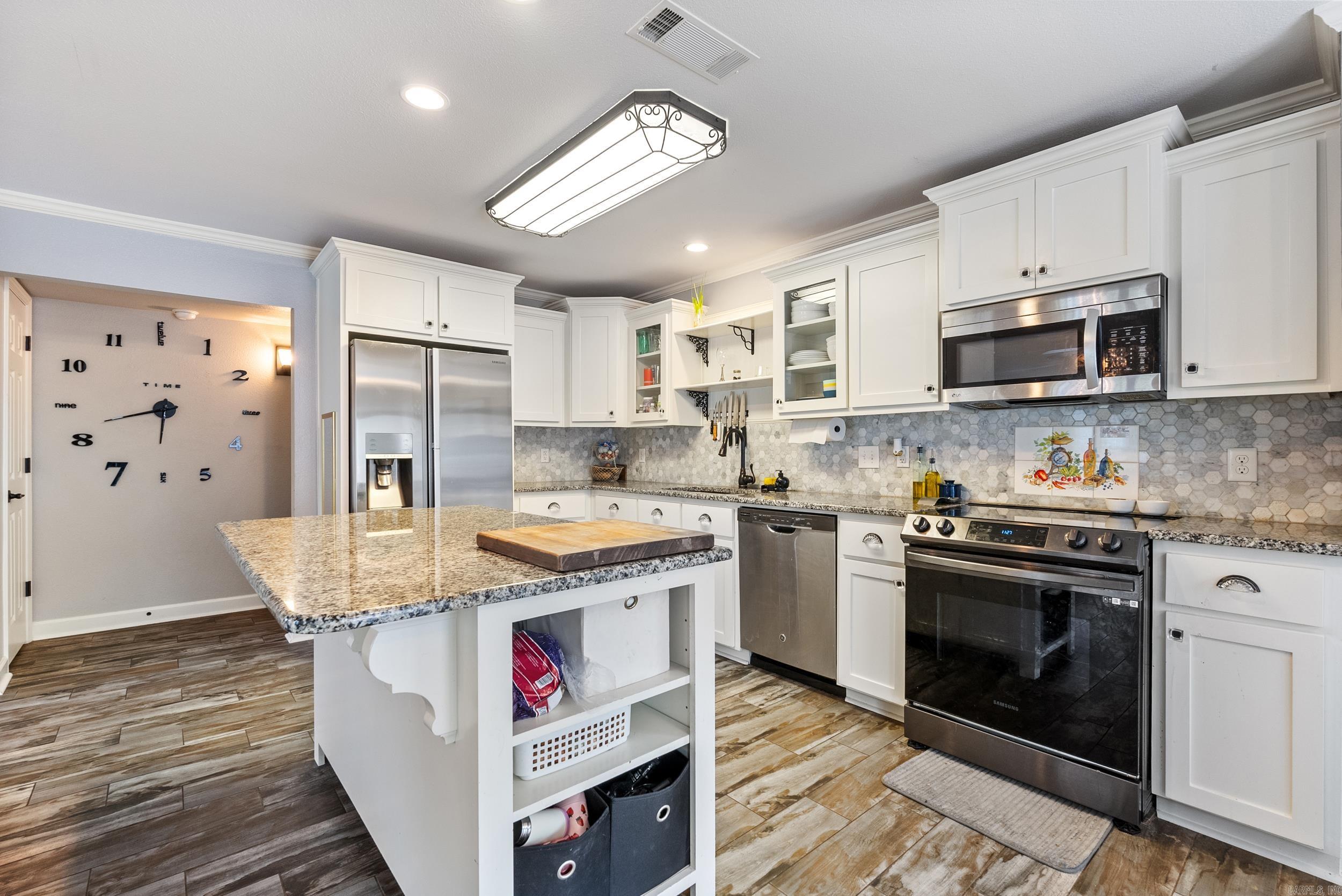 HONOR'S PLACE - Residential