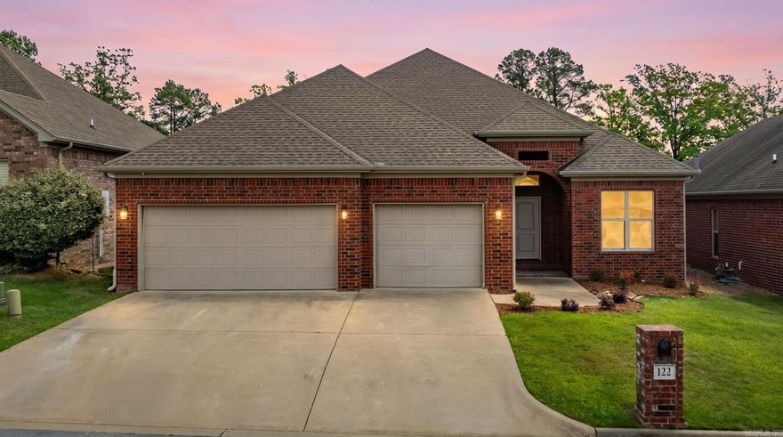 Spectacular one level VALLEY RANCH home in immaculate condition!  Updated throughout - shows like new! Fabulous floor plan with spacious living areas. The perfect setting for family living and entertaining. Beautiful brick exterior and fresh gorgeous decor! Wonderful kitchen with quality appliances and loads of storage with large breakfast/dining area that flows into open family living space. Exceptional primary suite with spa inspired bath and large walk-in. 3 additional guest bedrooms, and guest bath. Fantastic covered terrace great for cookouts. Three car garage.  Wonderful west Little Rock location with landscaped level lot. A MUST SEE!