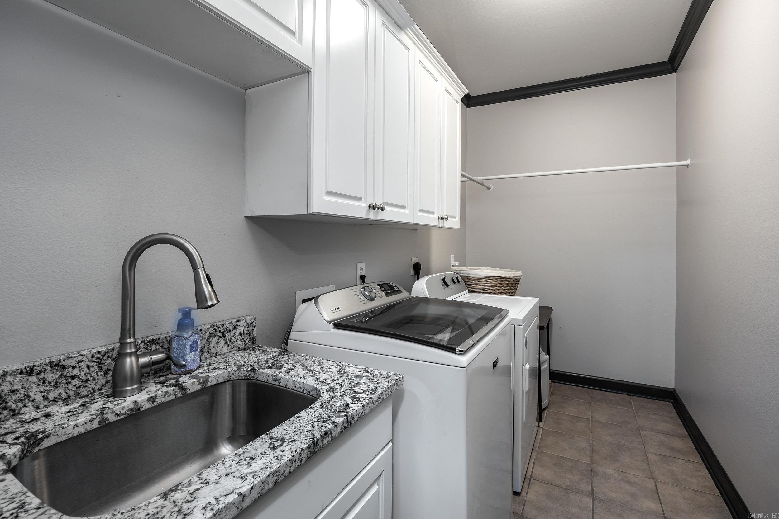 HURRICANE LAKE EST - Residential