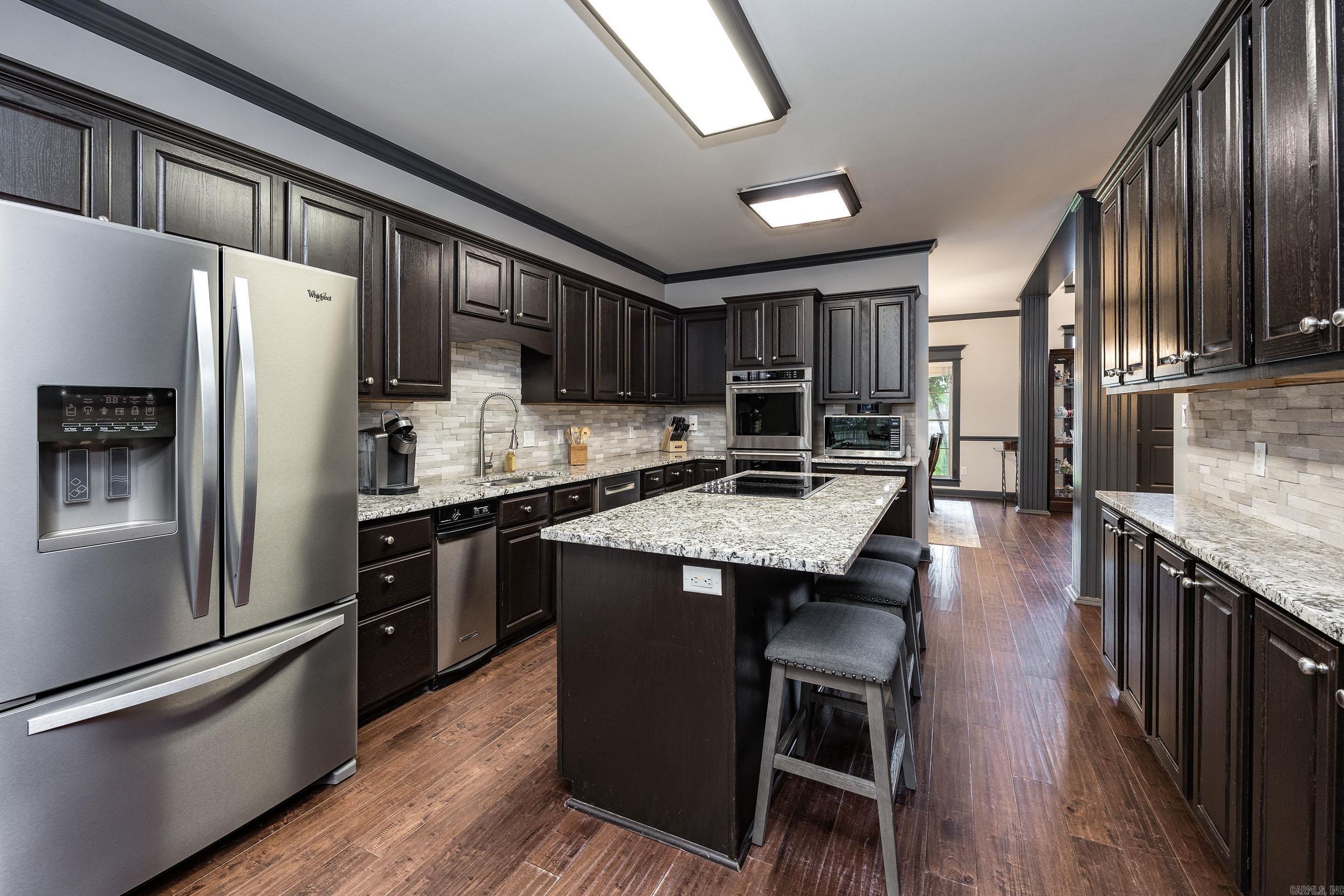 HURRICANE LAKE EST - Residential