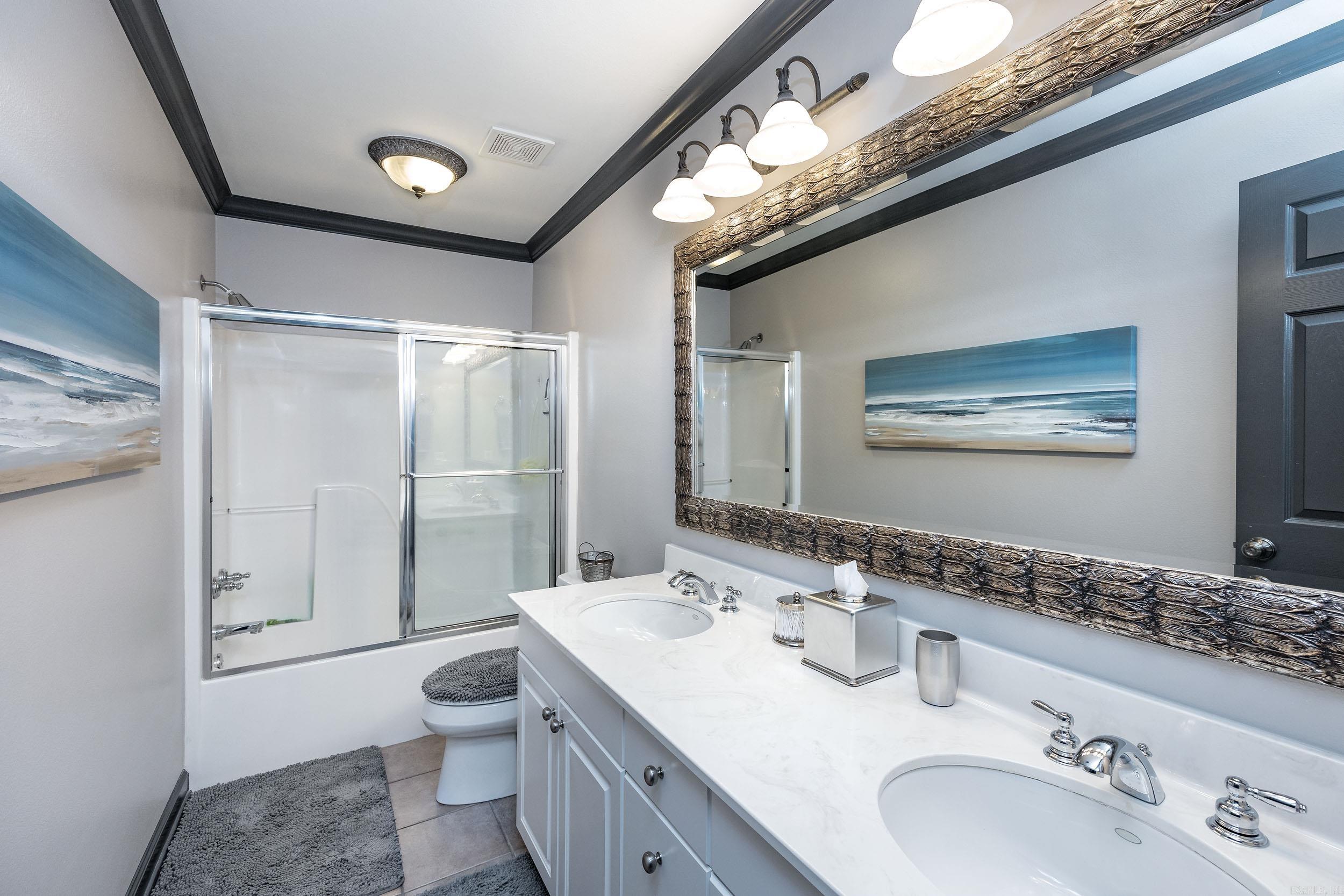 HURRICANE LAKE EST - Residential