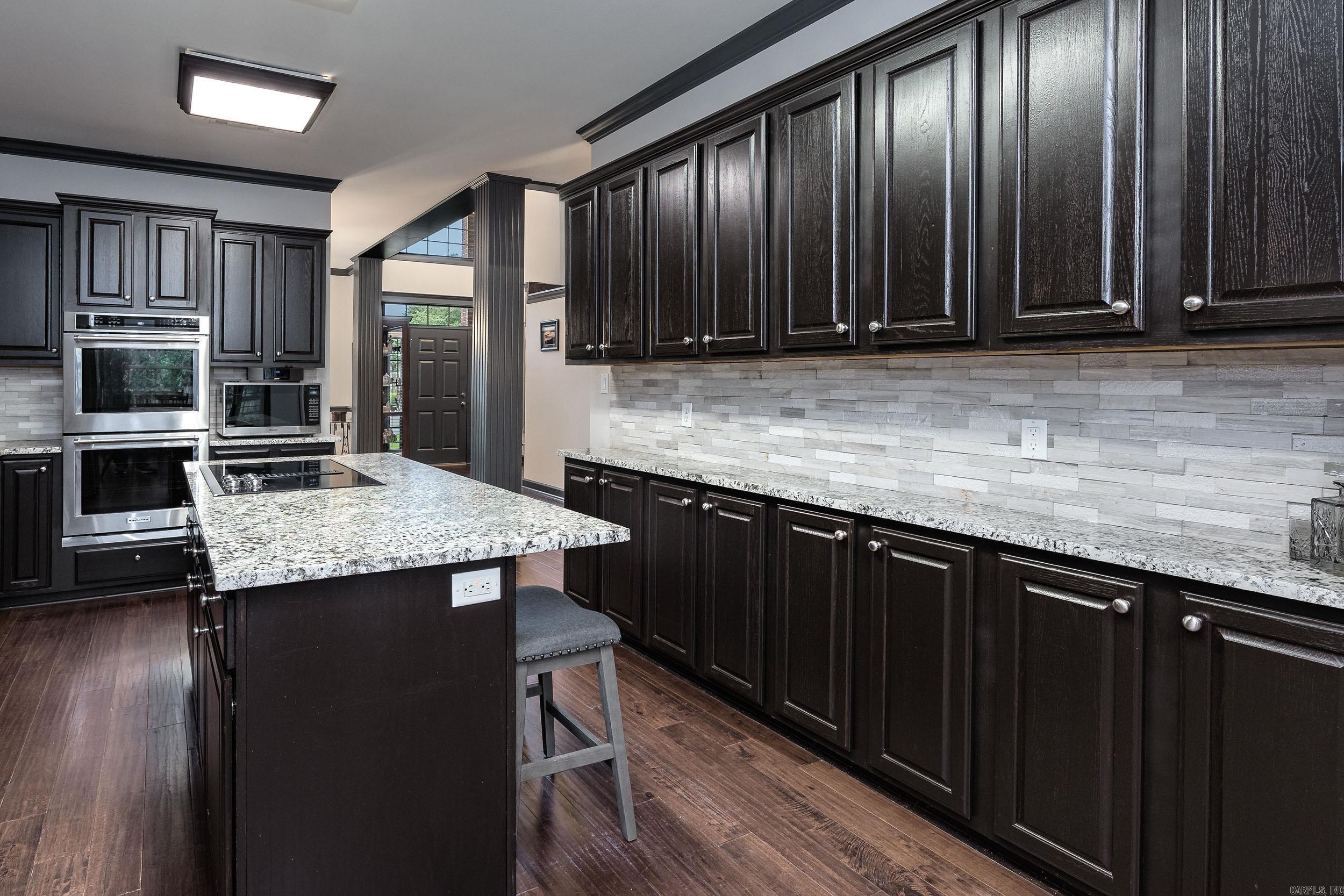 HURRICANE LAKE EST - Residential