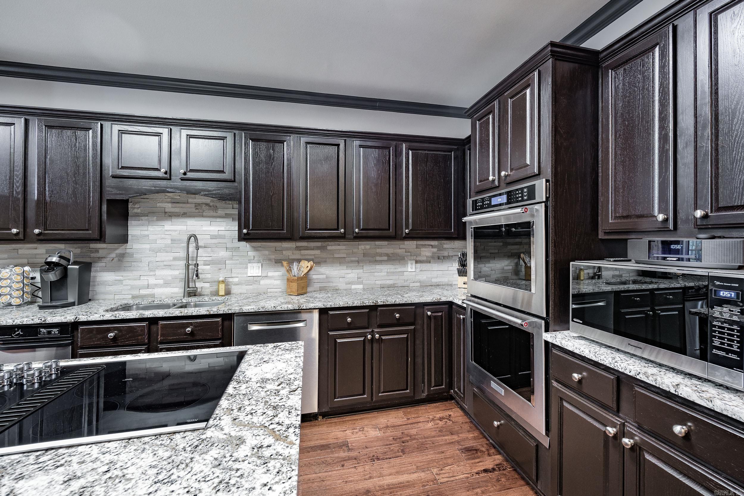 HURRICANE LAKE EST - Residential