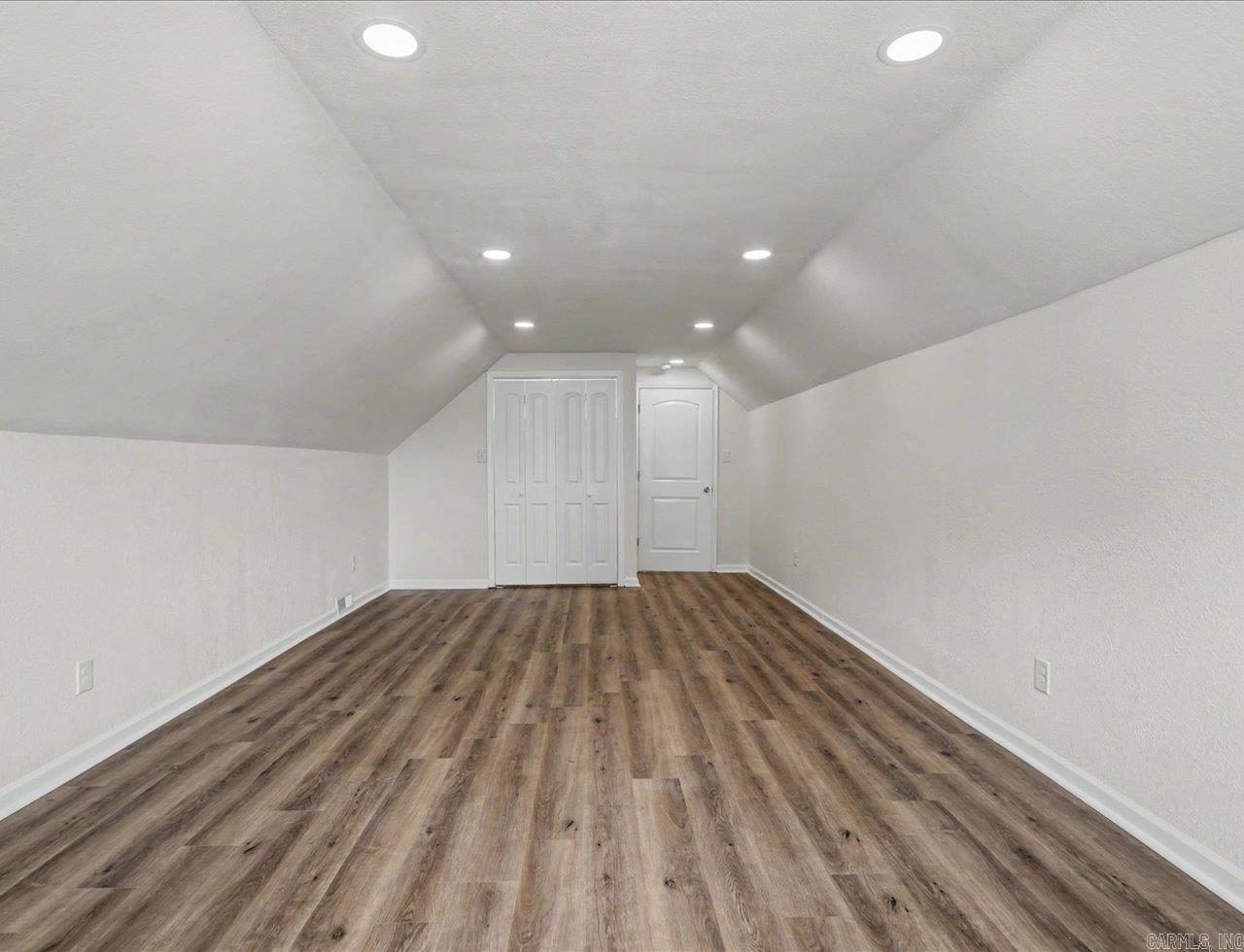 REEDWOOD - Residential