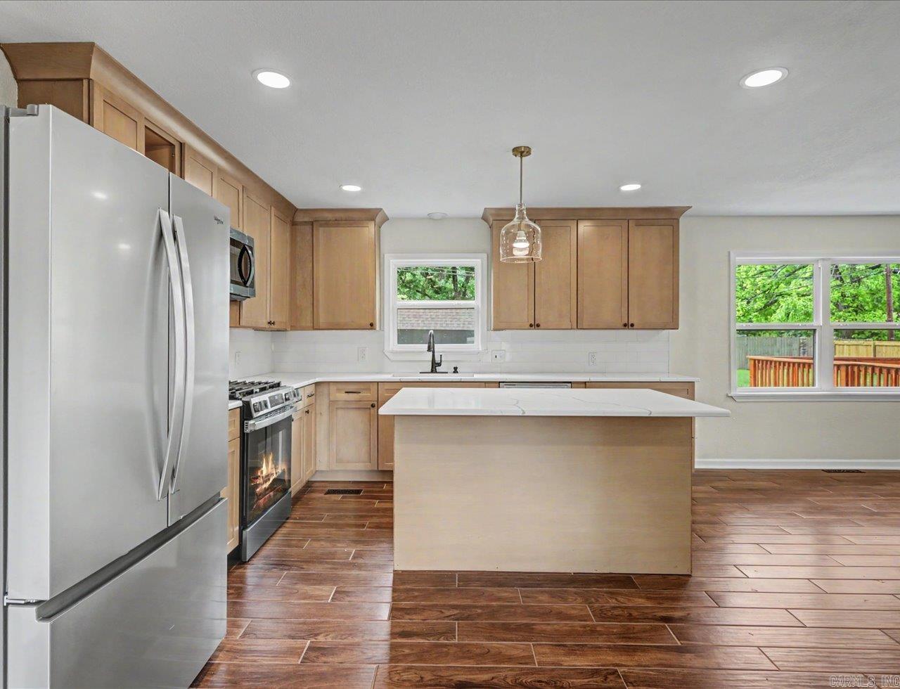 REEDWOOD - Residential