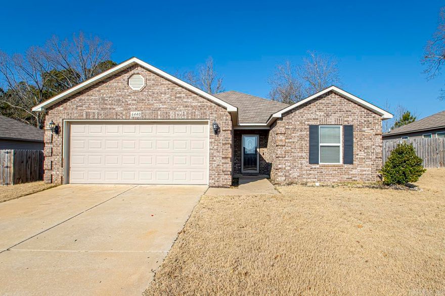 Great home available in the popular Benjamin Grove Subdivision! Bethel Middle School is right across the street! Fresh paint! Brand new Carpet! Open concept living area to the kitchen and master at the back of the home. Split floorplan with 2 extra bedrooms right off the hallway when you walk in. Granite in the kitchen with a vaulted living room and raised 9ft ceilings in the kitchen. Home features recessed lighting in the kitchen and living area. All wet area's have ceramic tile with an upgraded soaker tub in the master. Fully fenced with back patio area. Come see if this could be the perfect fit for you!