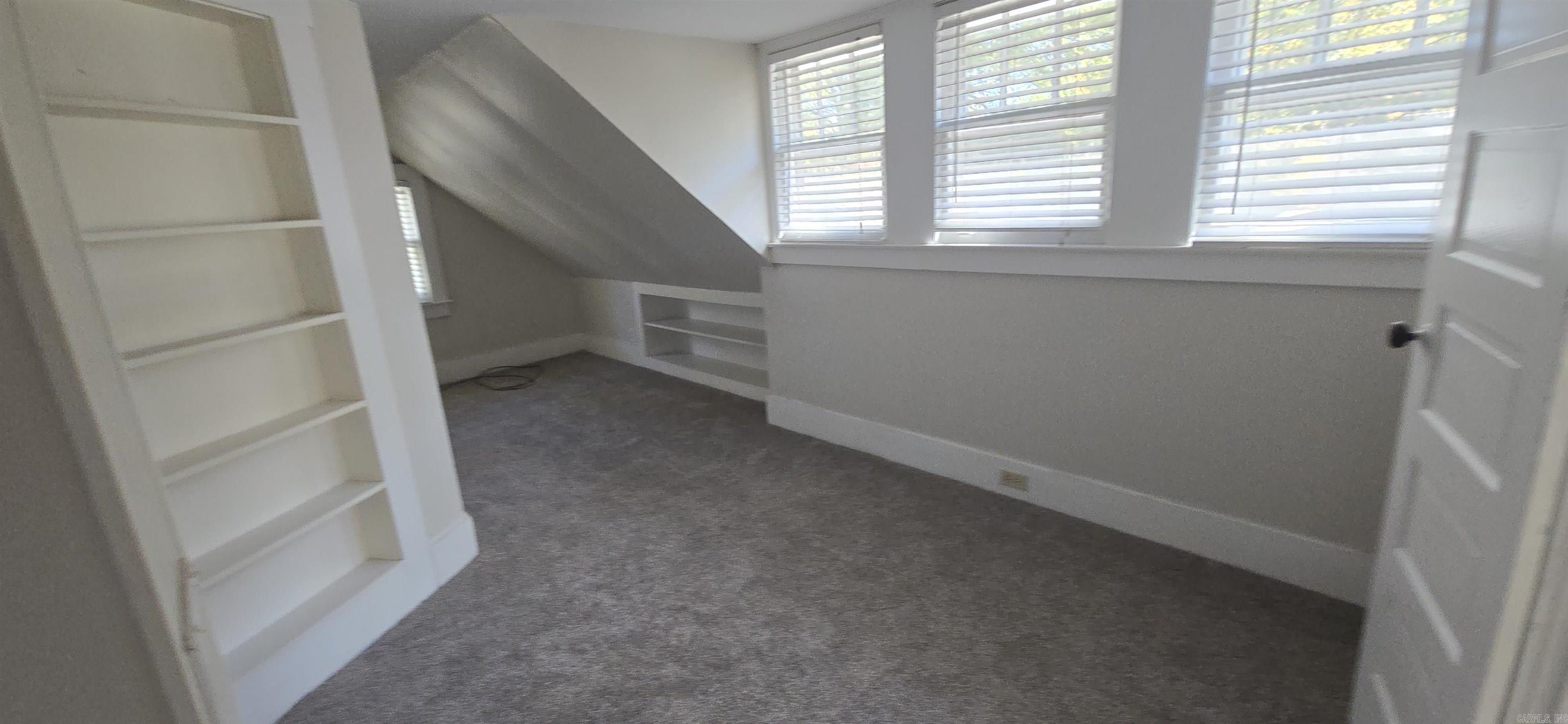 ELDRIDGE PLACE - Residential