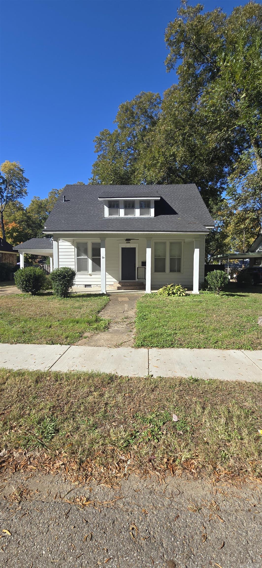 ELDRIDGE PLACE - Residential