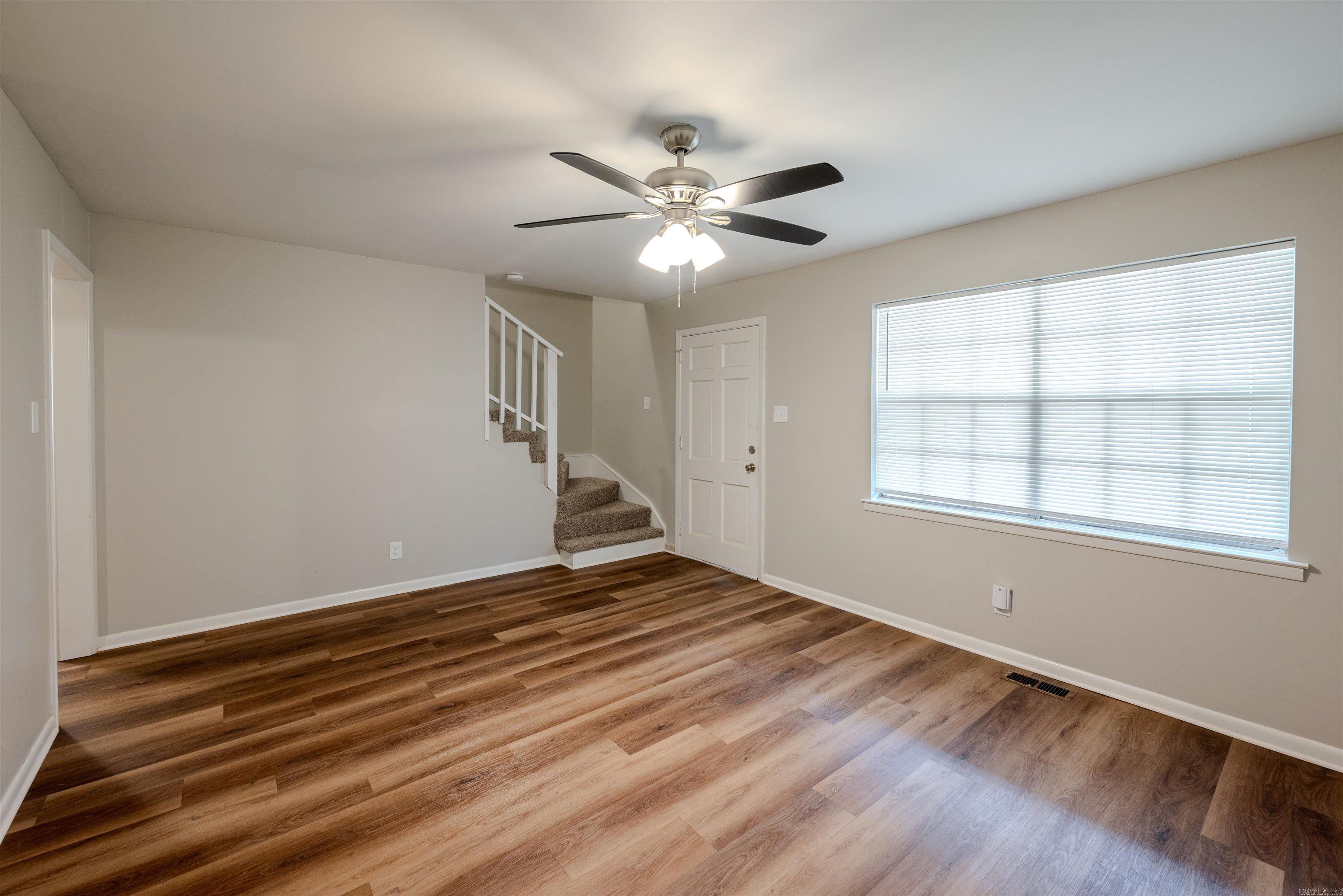 INDIAN HILLS - Residential