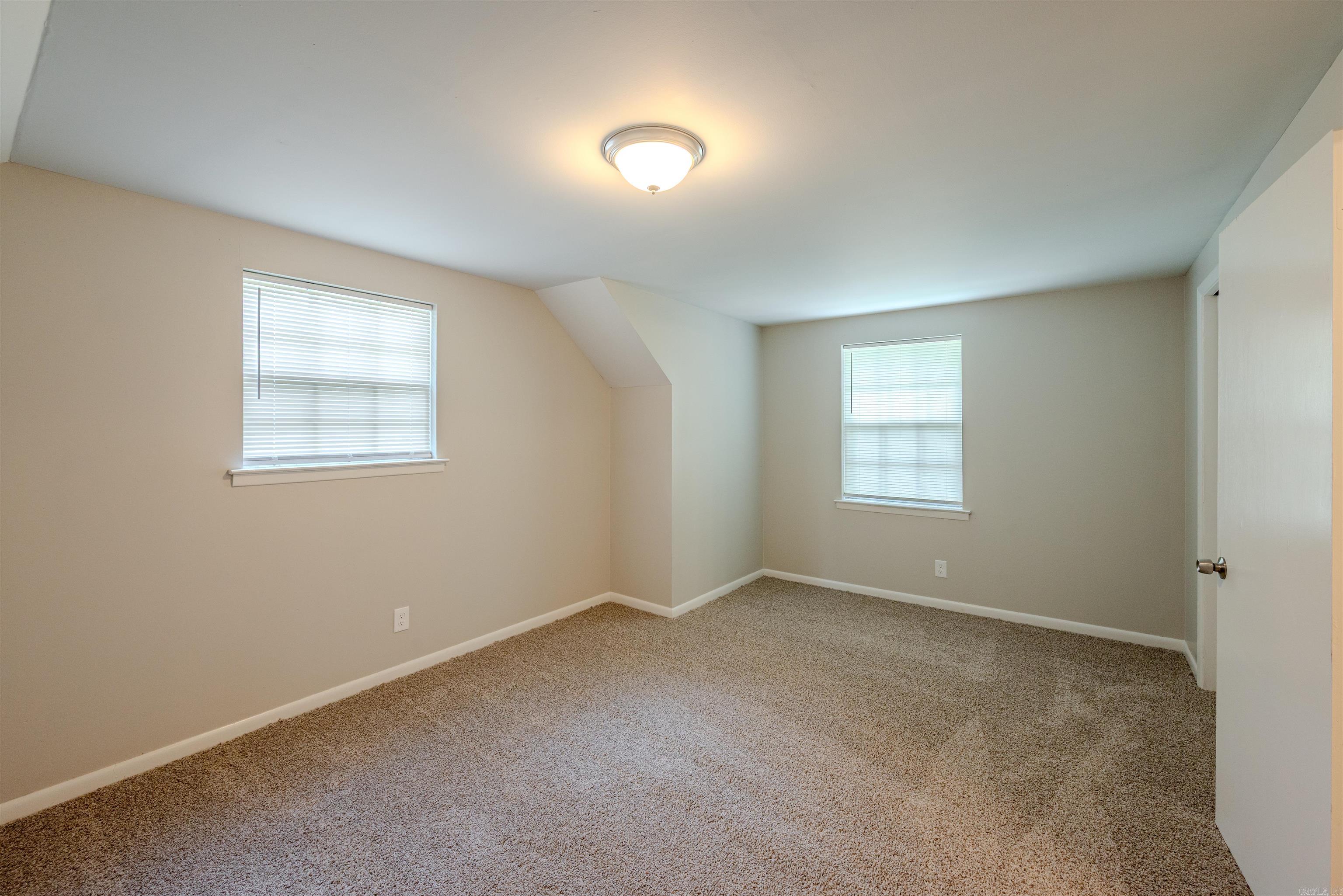 INDIAN HILLS - Residential