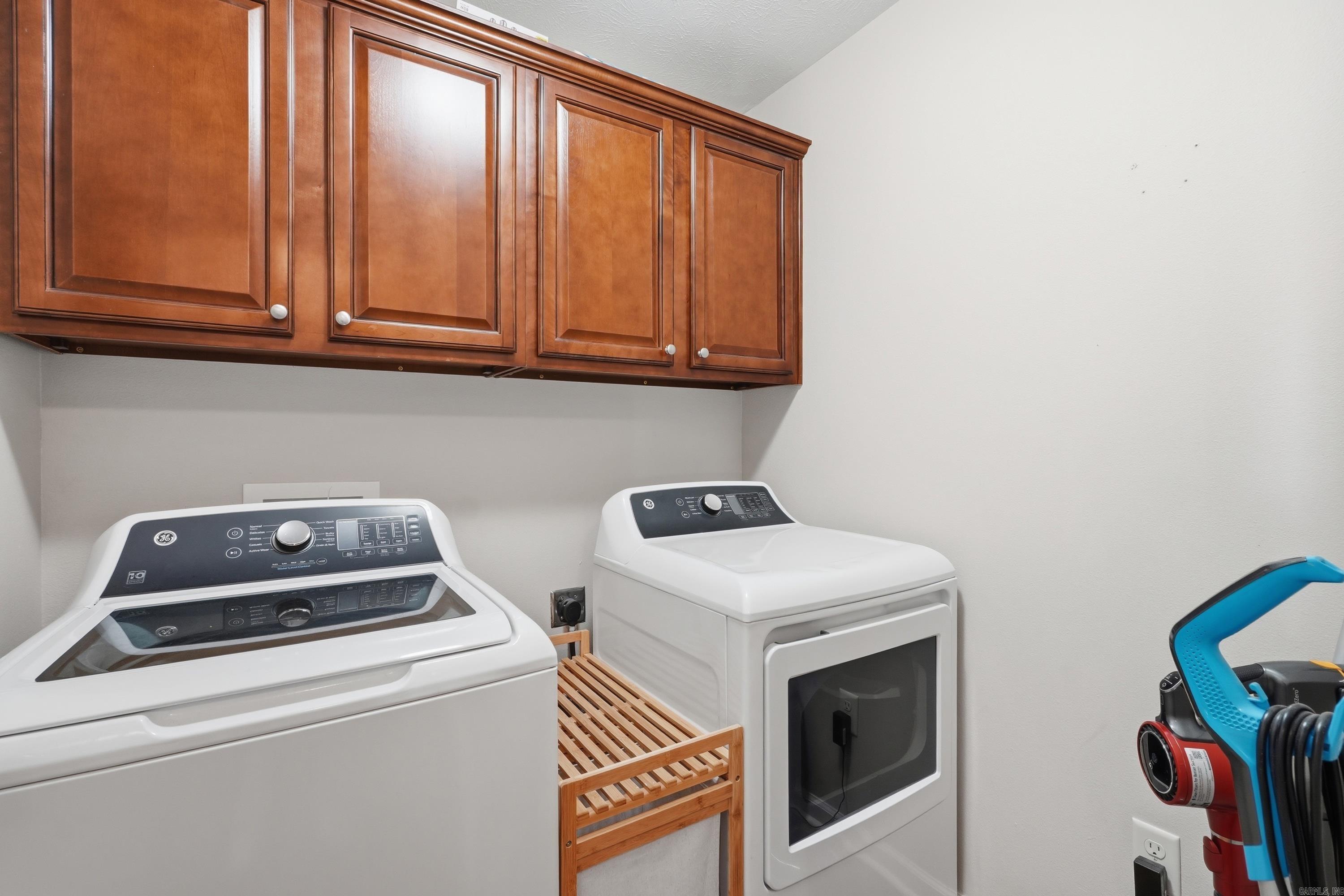 ALLI'S PLACE - Residential