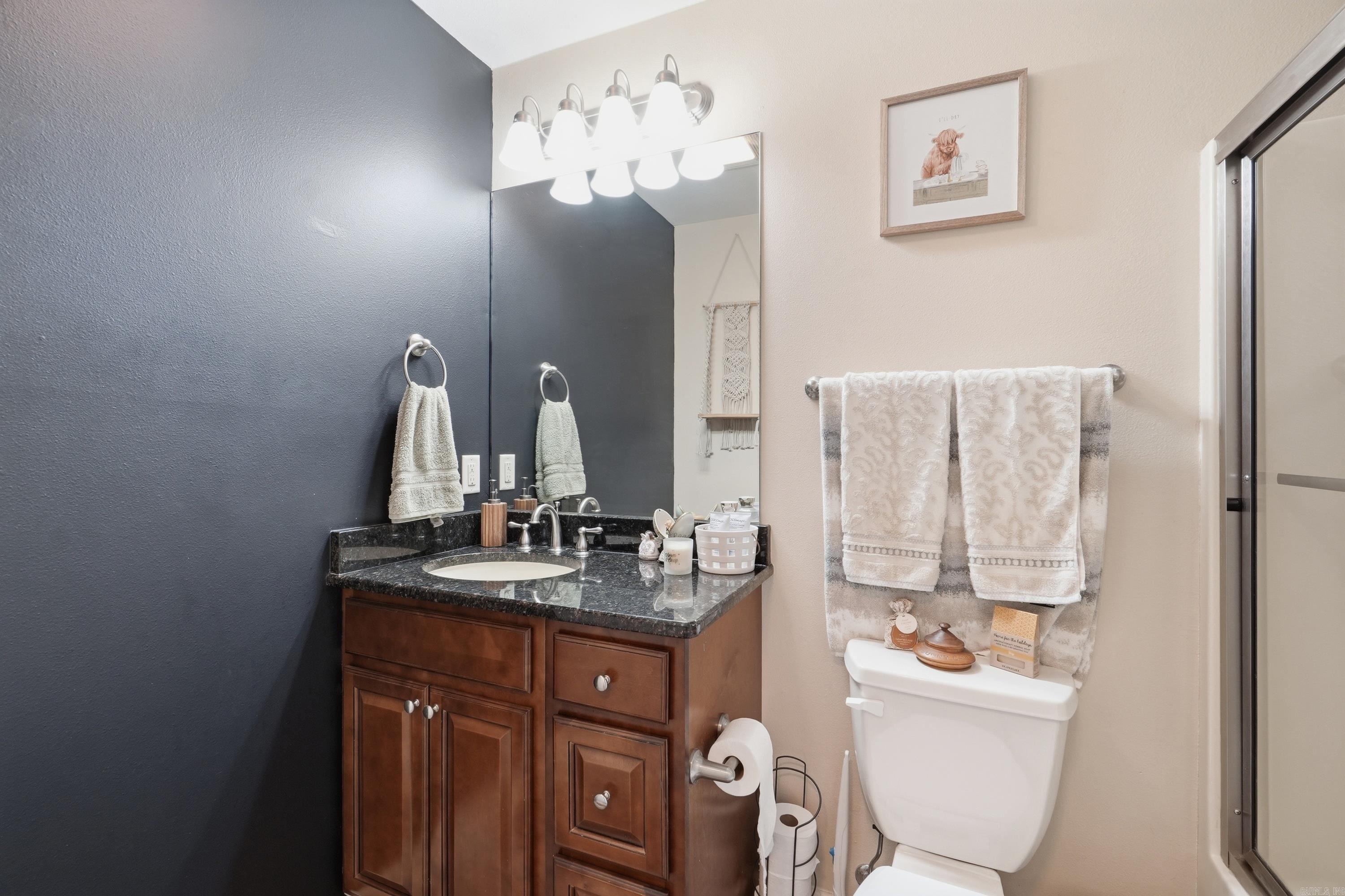 ALLI'S PLACE - Residential