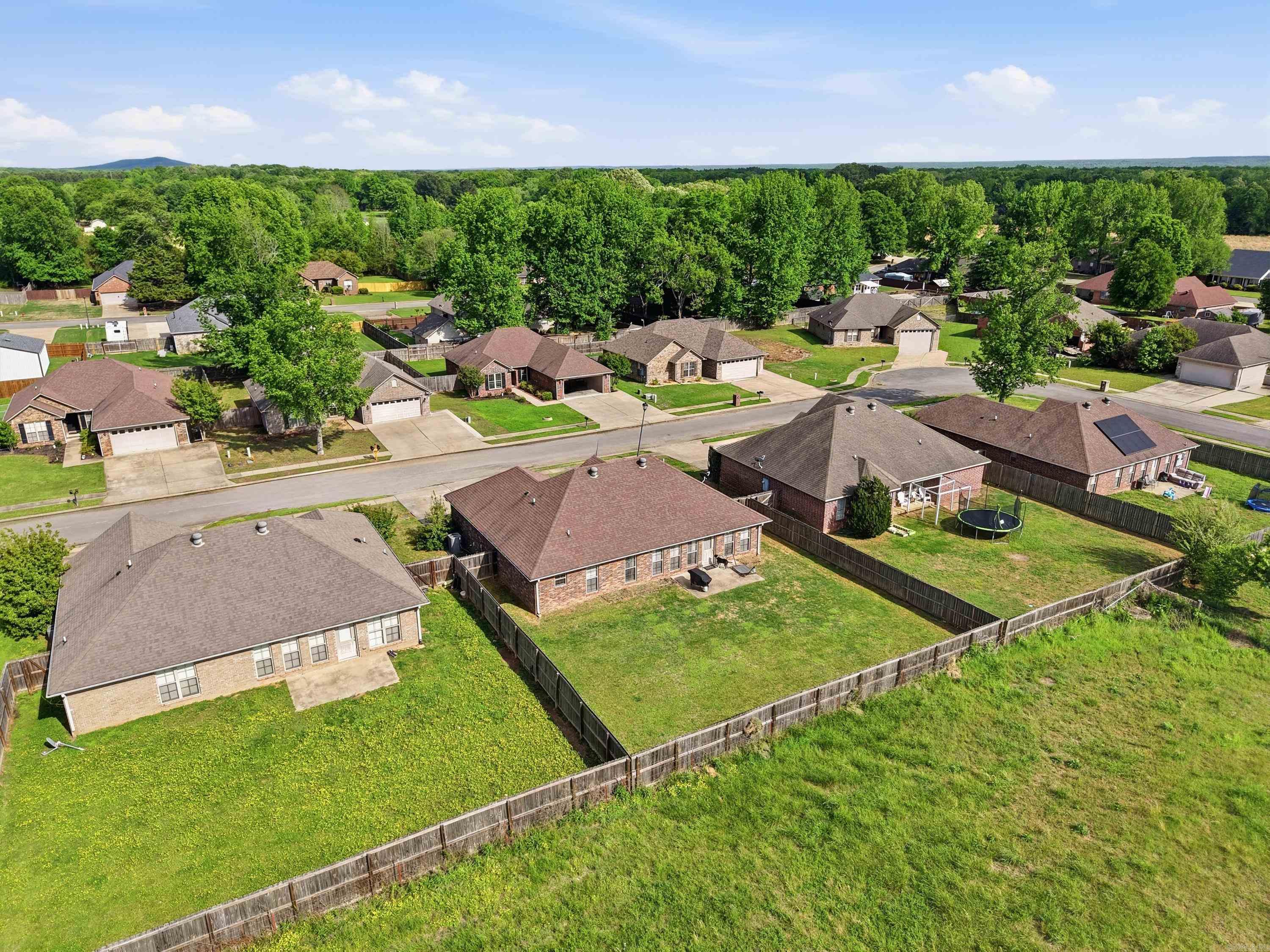 ALLI'S PLACE - Residential