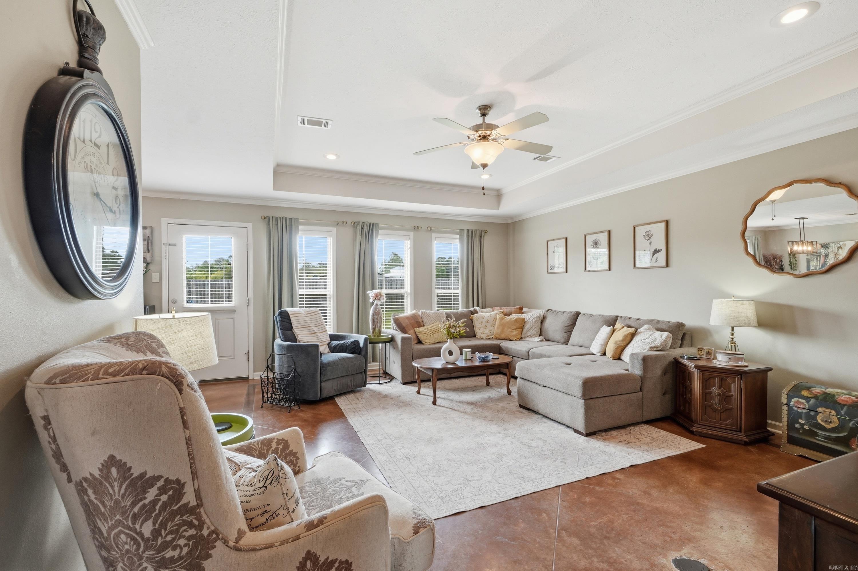 ALLI'S PLACE - Residential