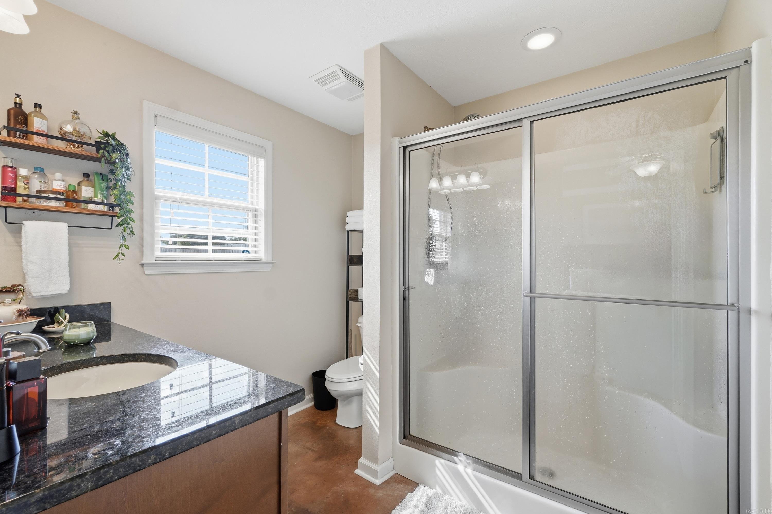 ALLI'S PLACE - Residential