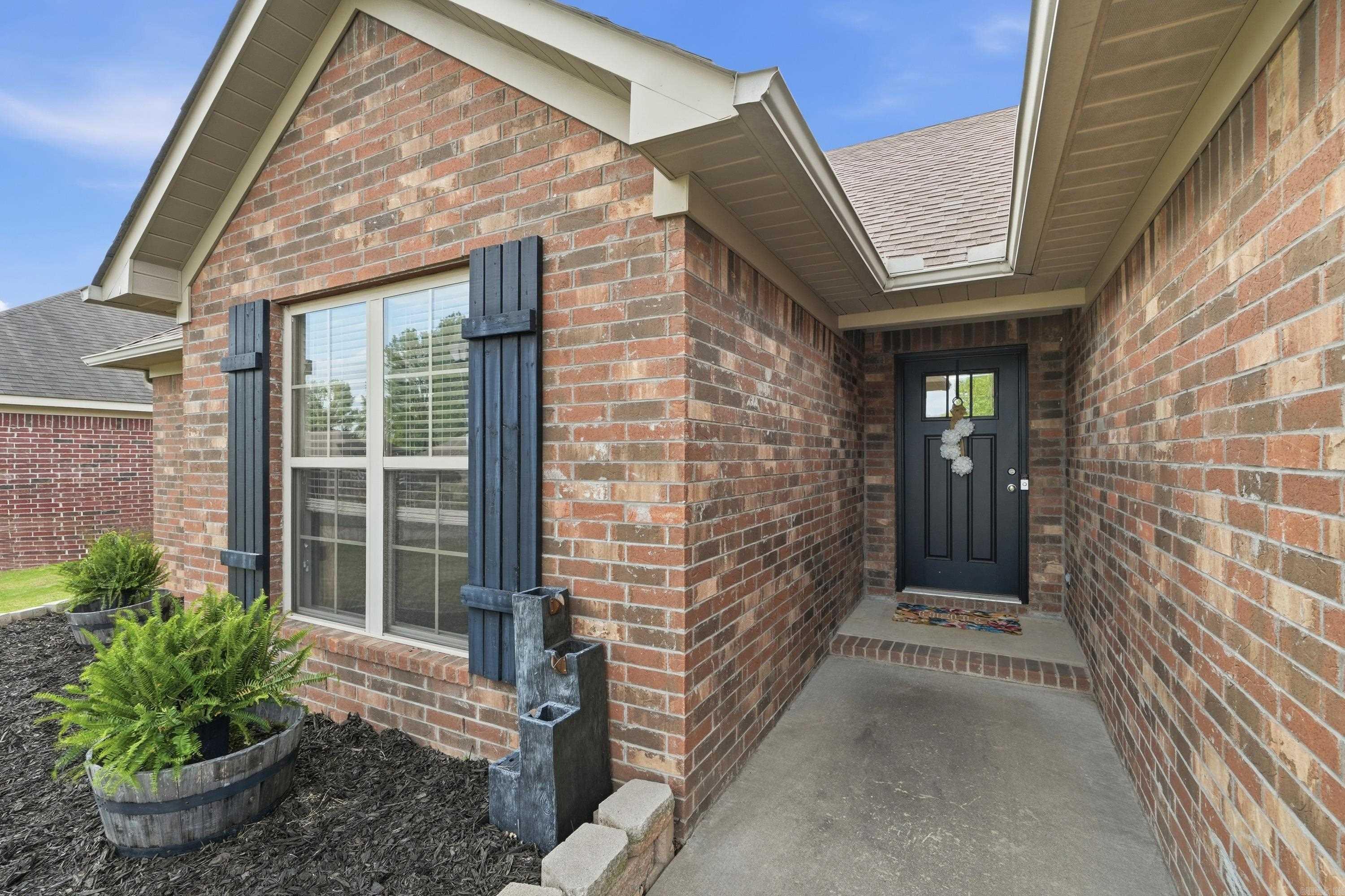 ALLI'S PLACE - Residential