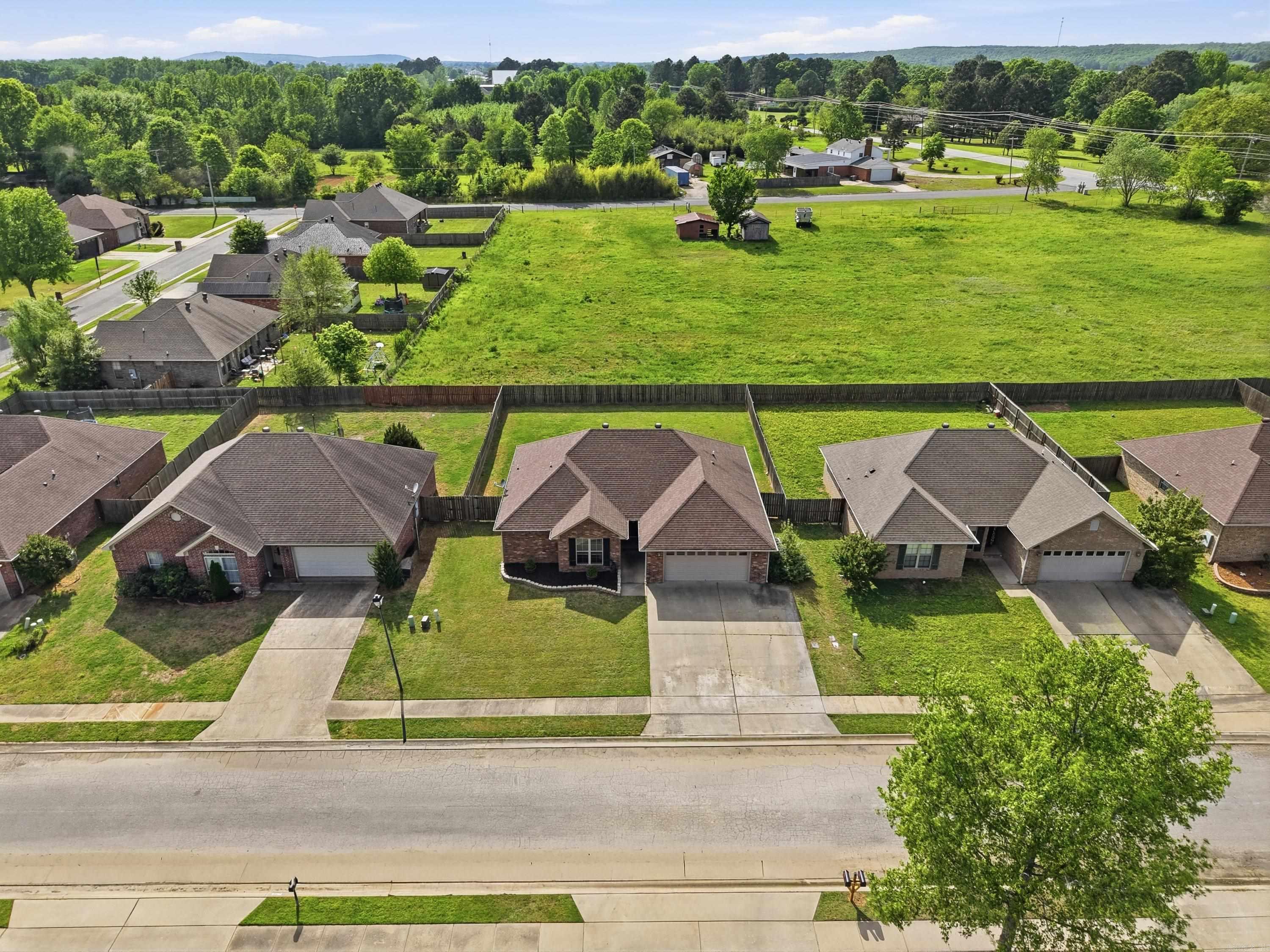 ALLI'S PLACE - Residential