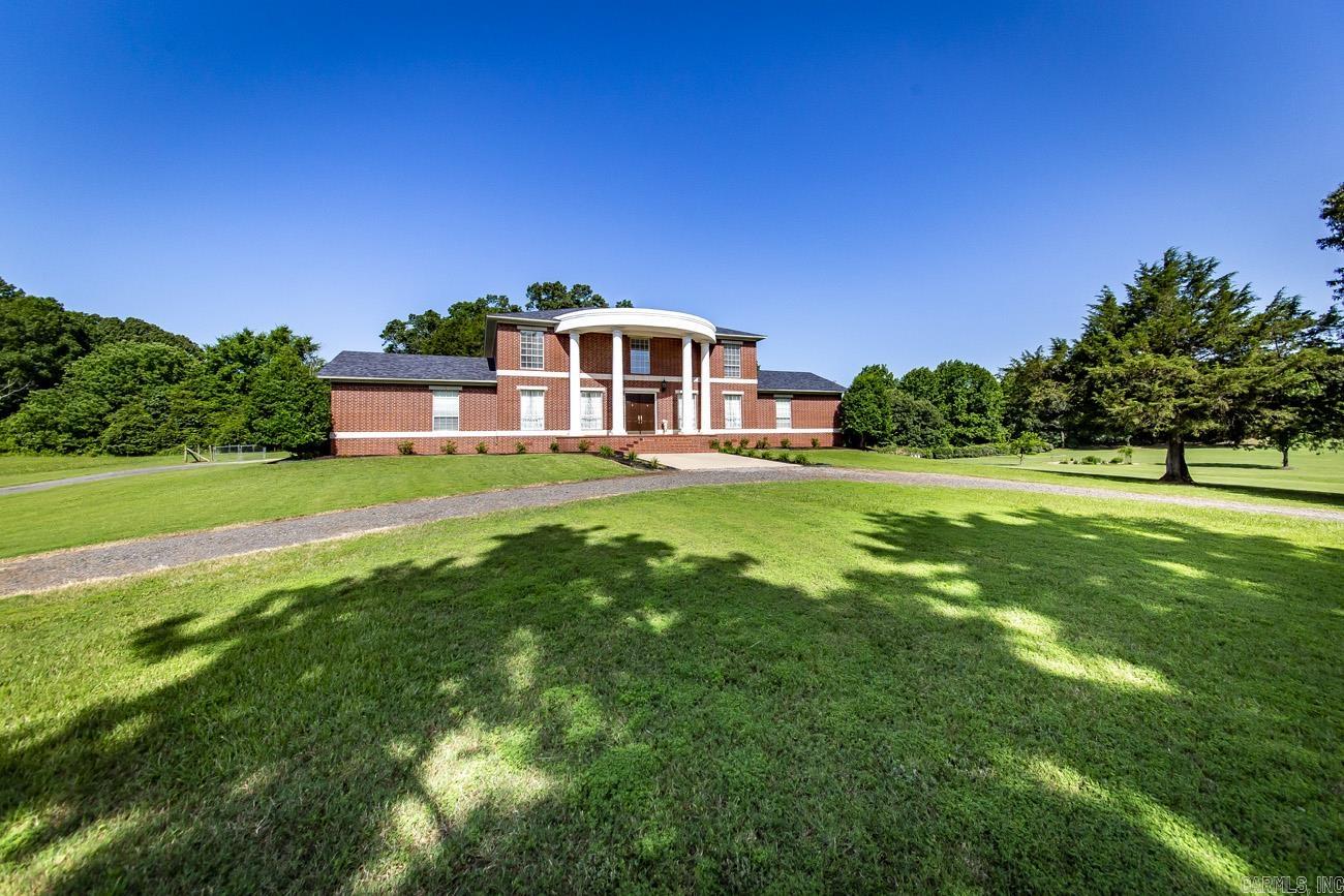 HICKORY HILLS ESTATES - Residential