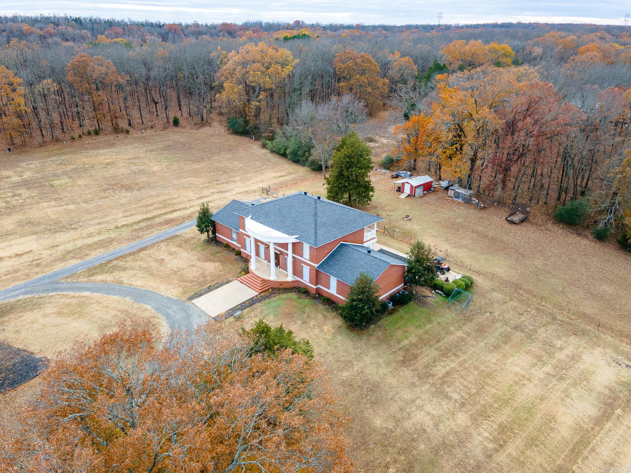 HICKORY HILLS ESTATES - Residential