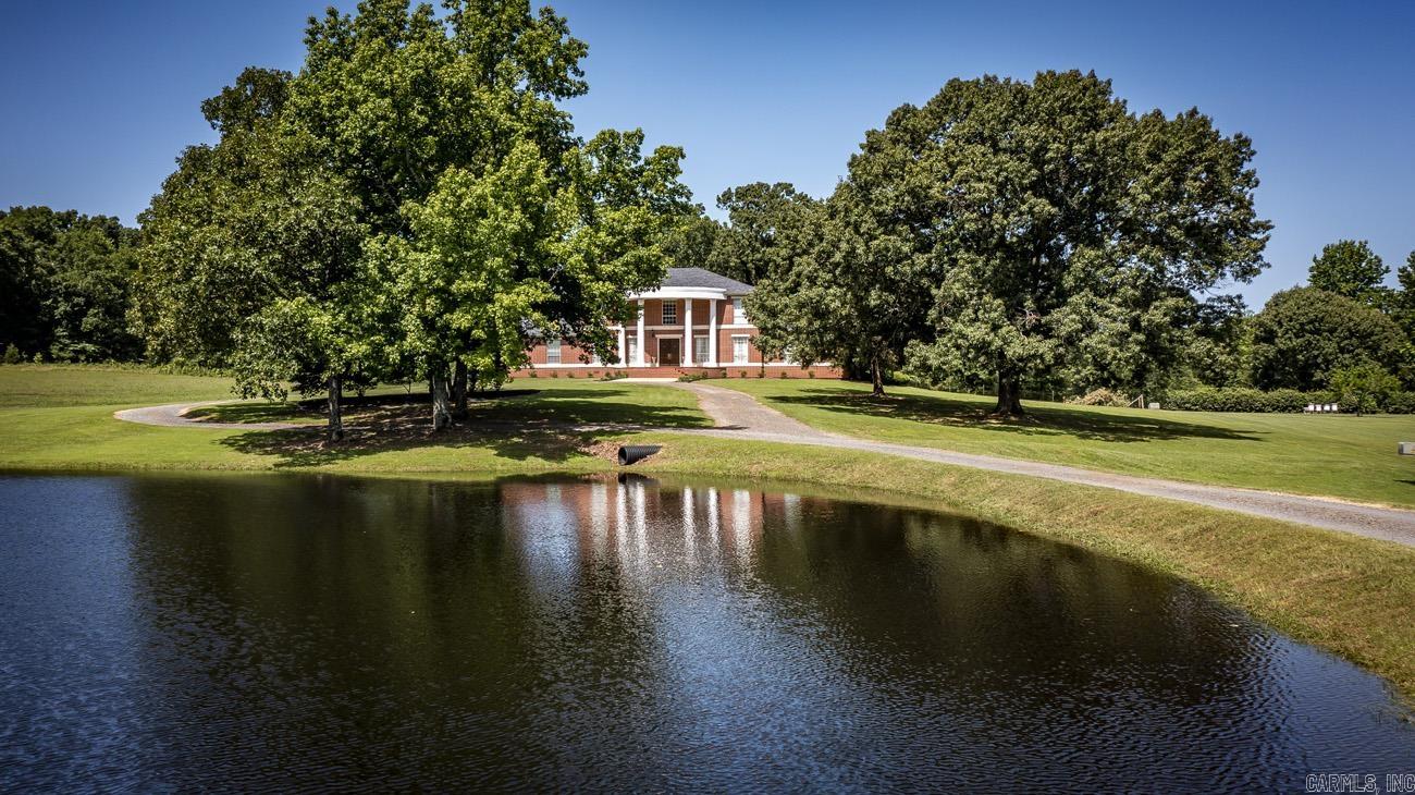 HICKORY HILLS ESTATES - Residential