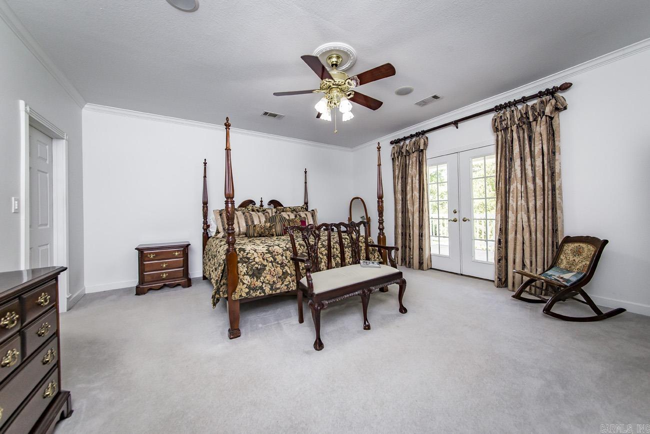 HICKORY HILLS ESTATES - Residential