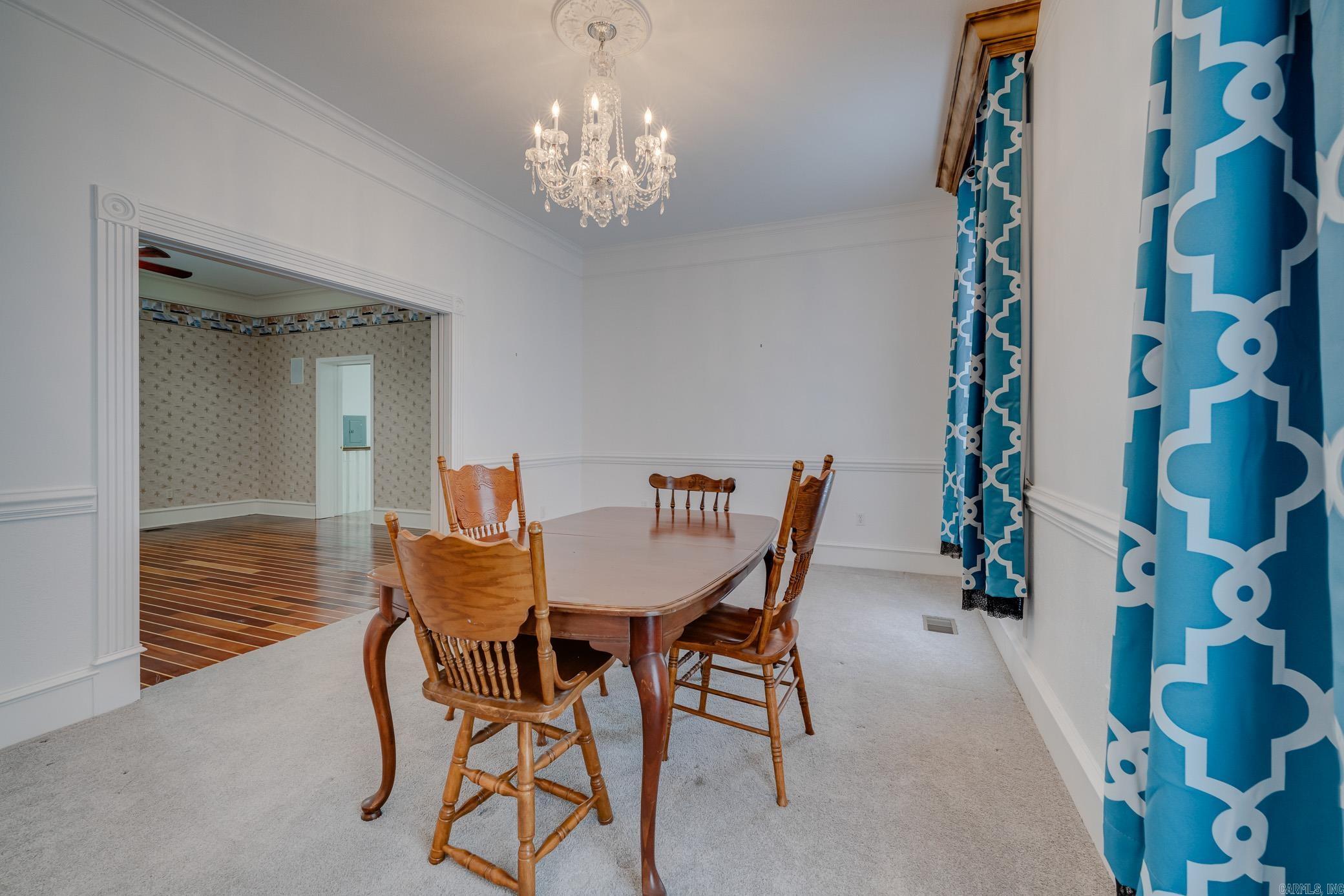 HICKORY HILLS ESTATES - Residential